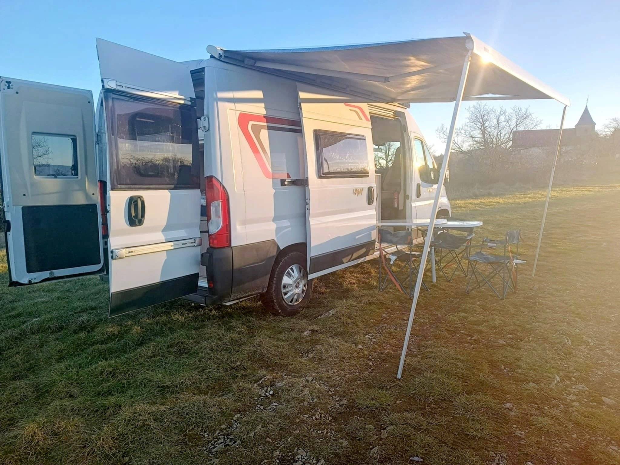 Challenger VANY 114 MAX