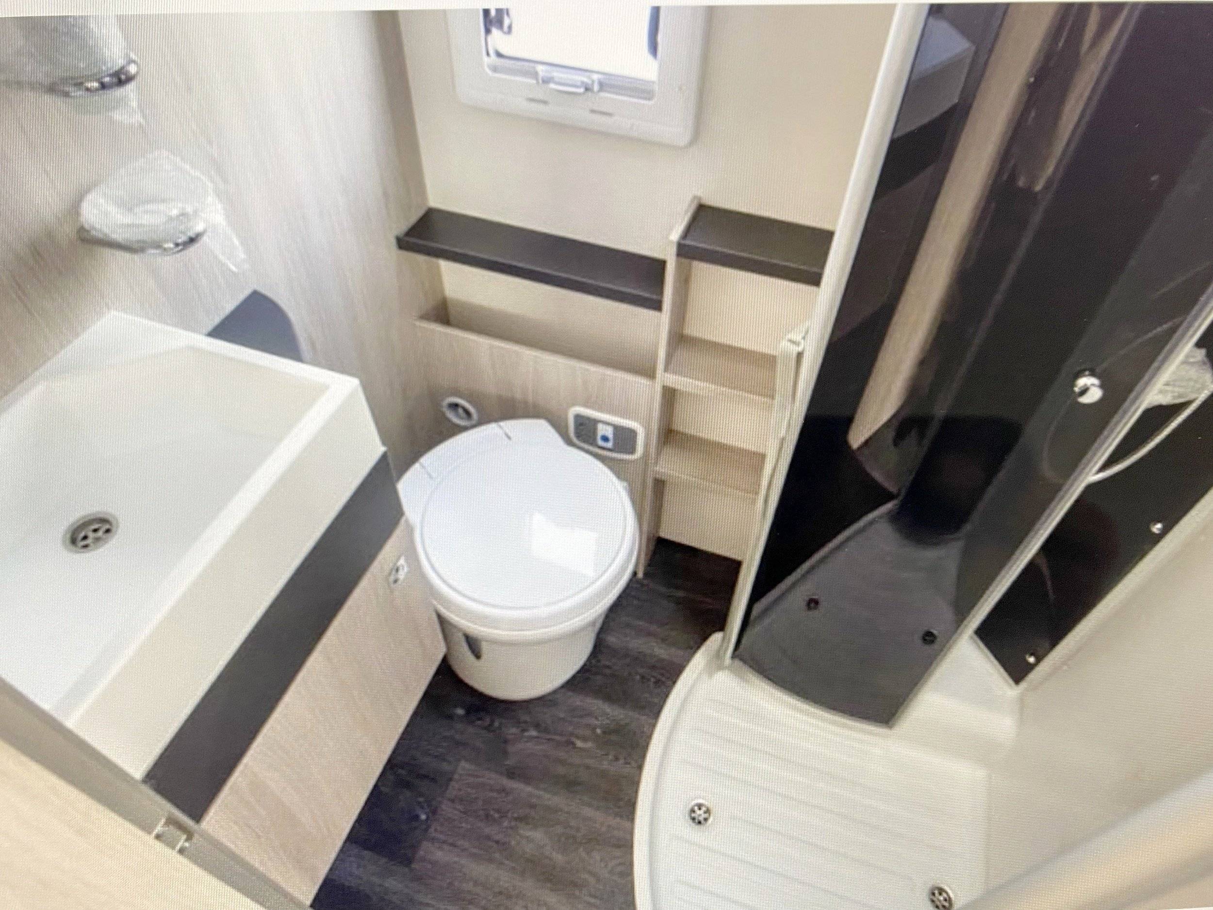 Challenger GENESIS 256