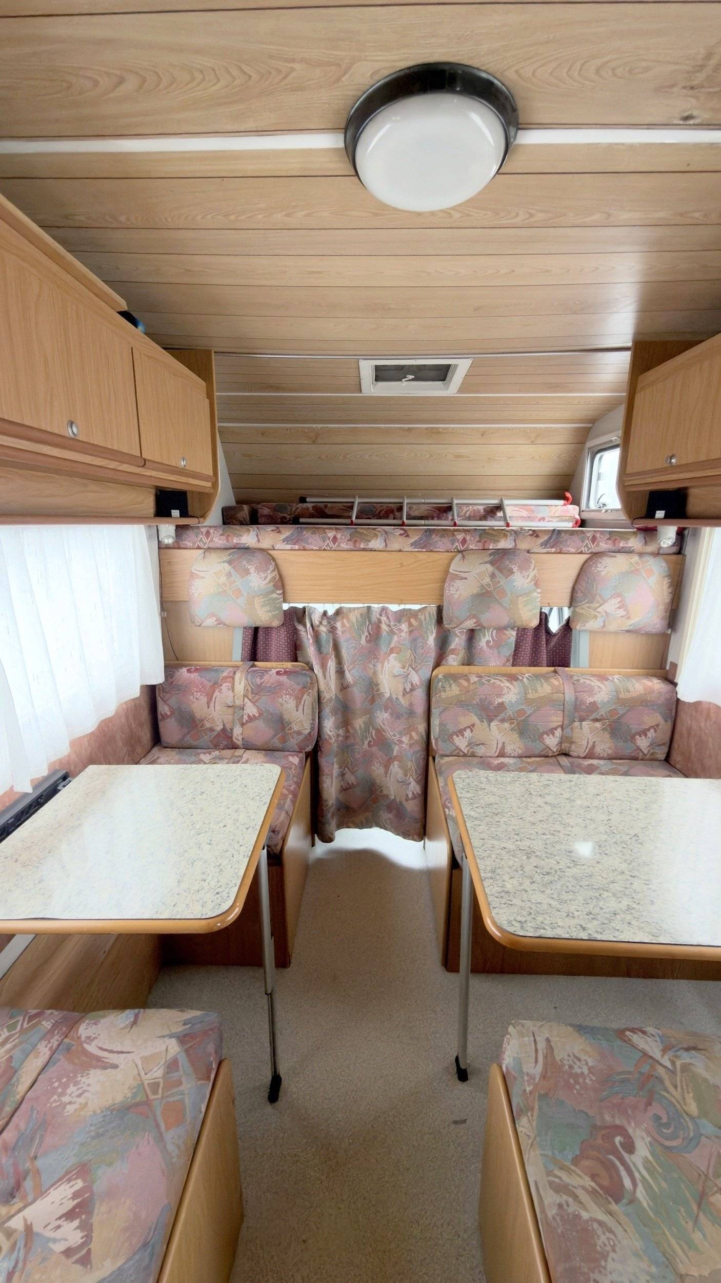 Dinette Fiat Ducato 2,8 l 115 ch/Al-Ko - Yescapa