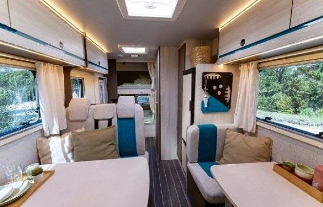 Menjador Ford - Yescapa