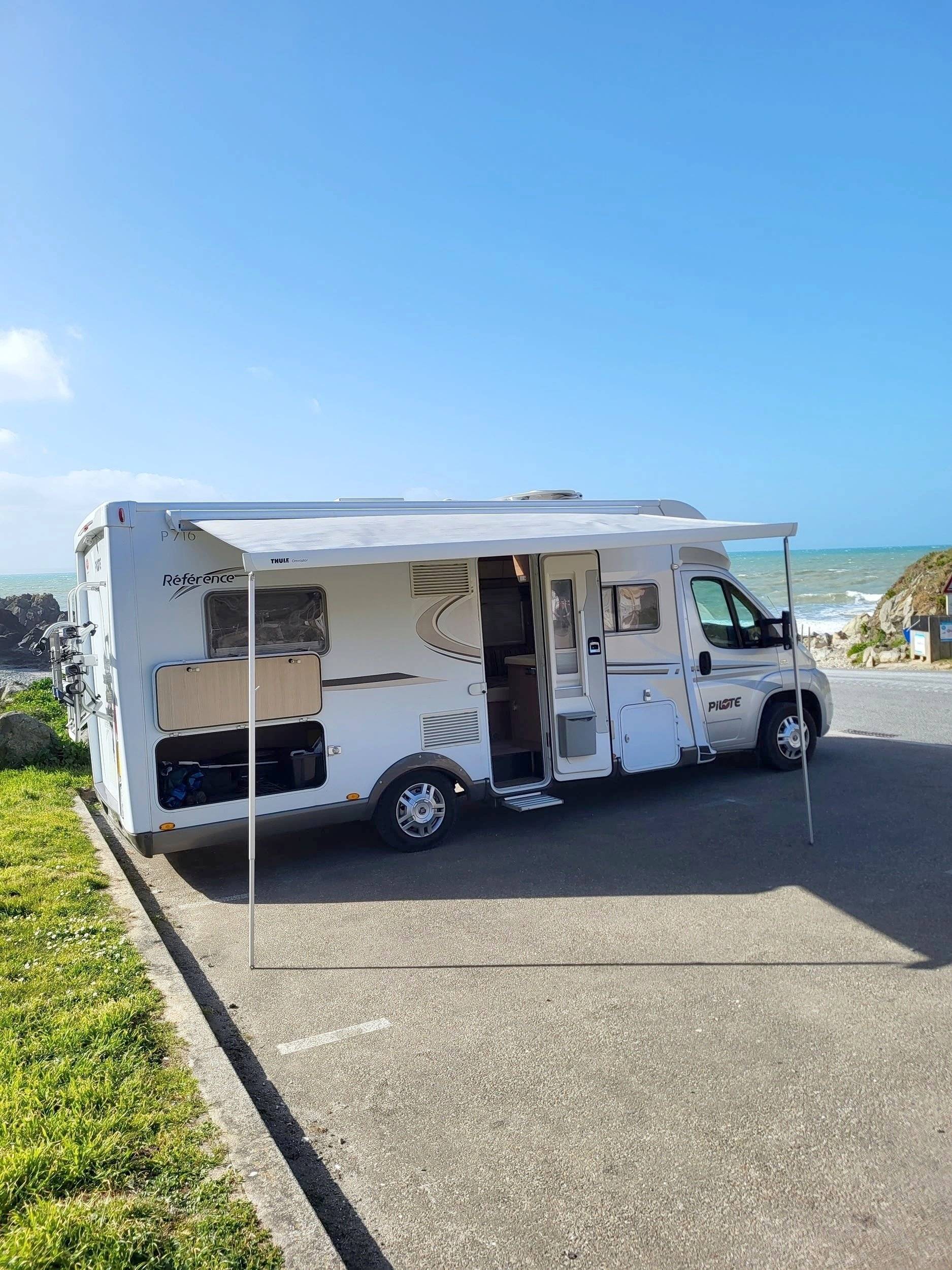 Pilote P716 P Essentiel