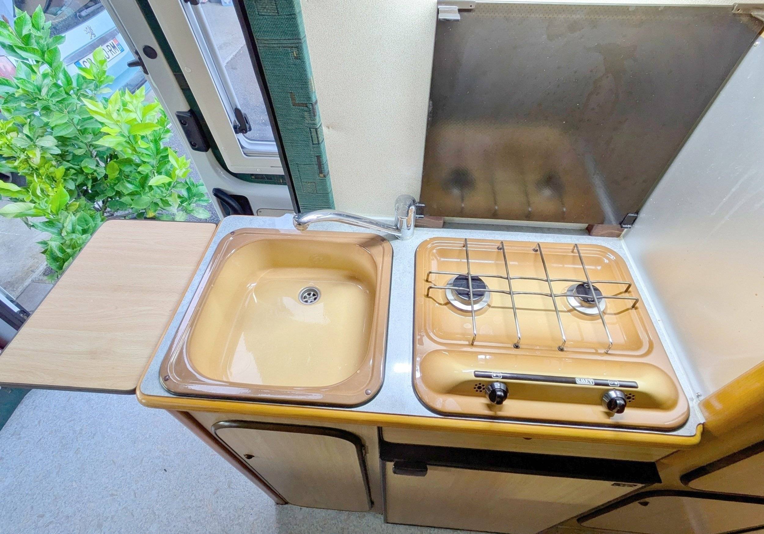 Campérêve Master 2,5 l dCi 100 ch.