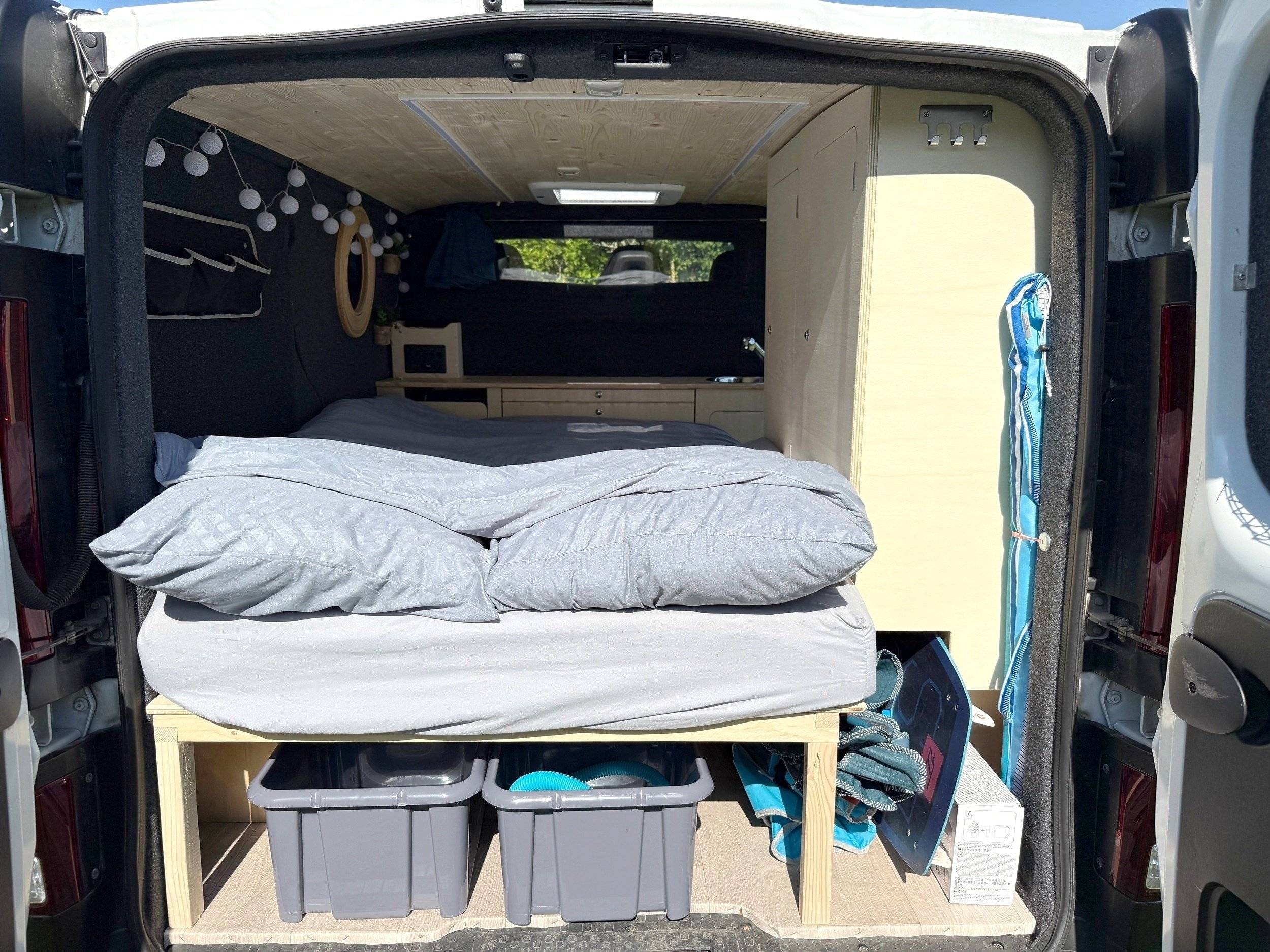Couchages Renault RENAULT TRAFIC III 120 cv - Yescapa