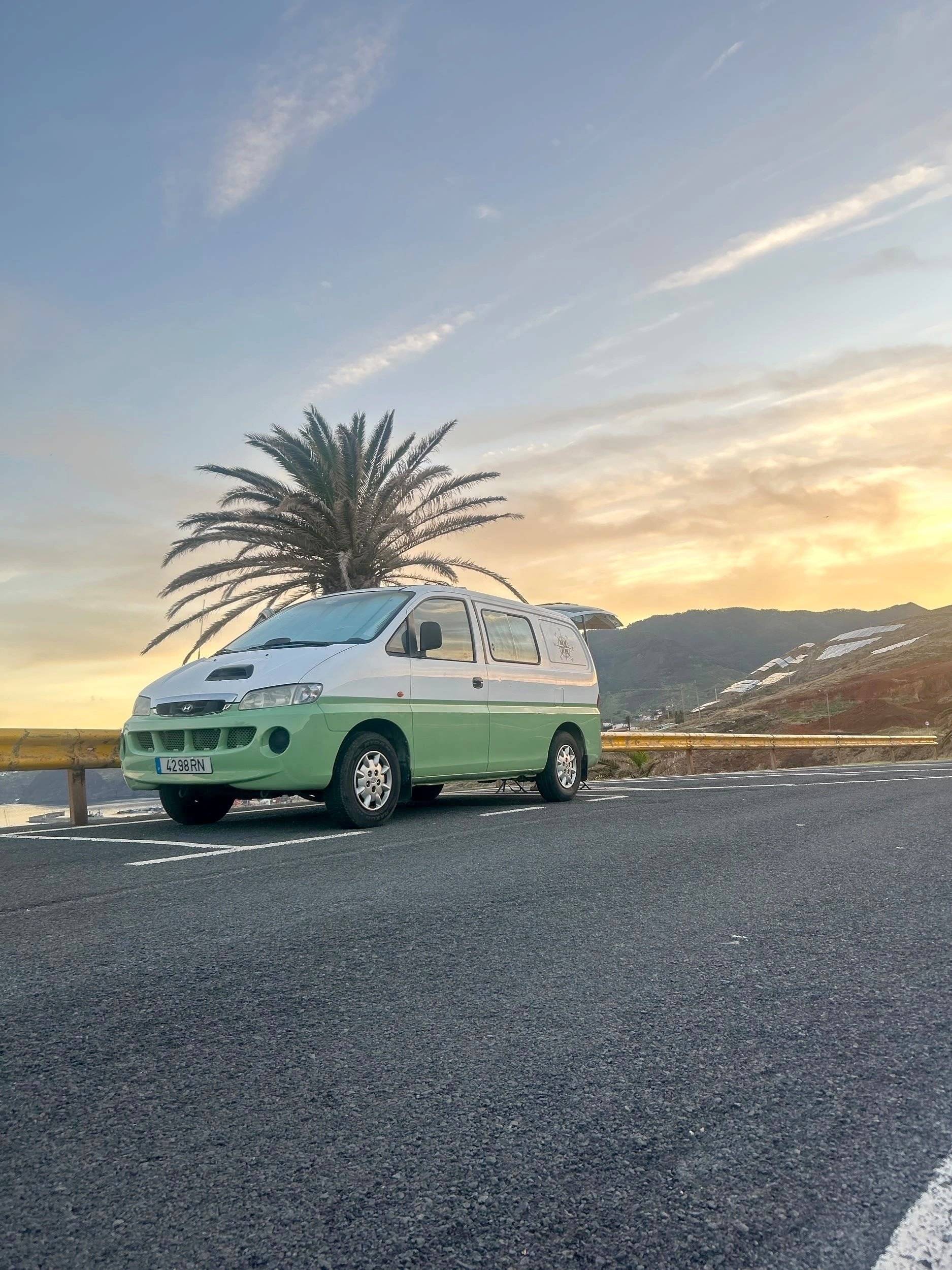 Hyundai H1