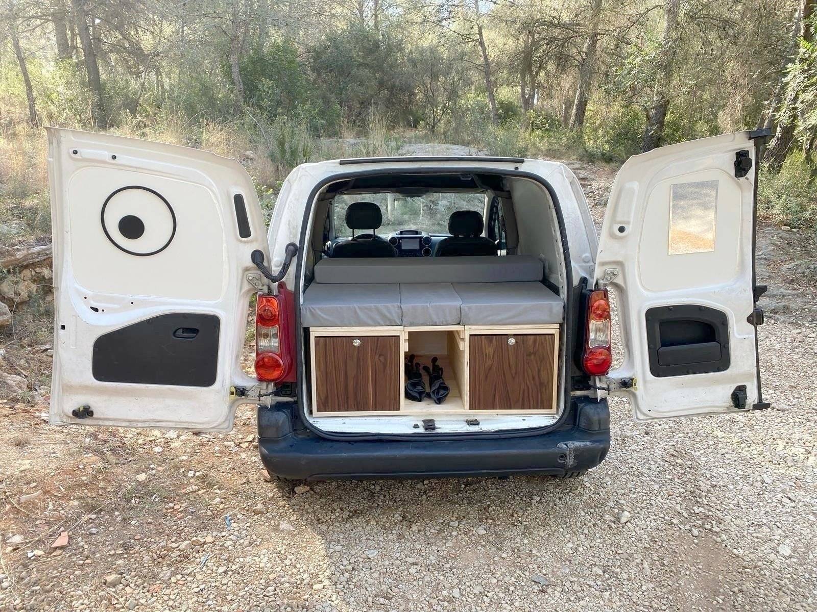 Armorique Van Partner1,6 HDI 110 Ch