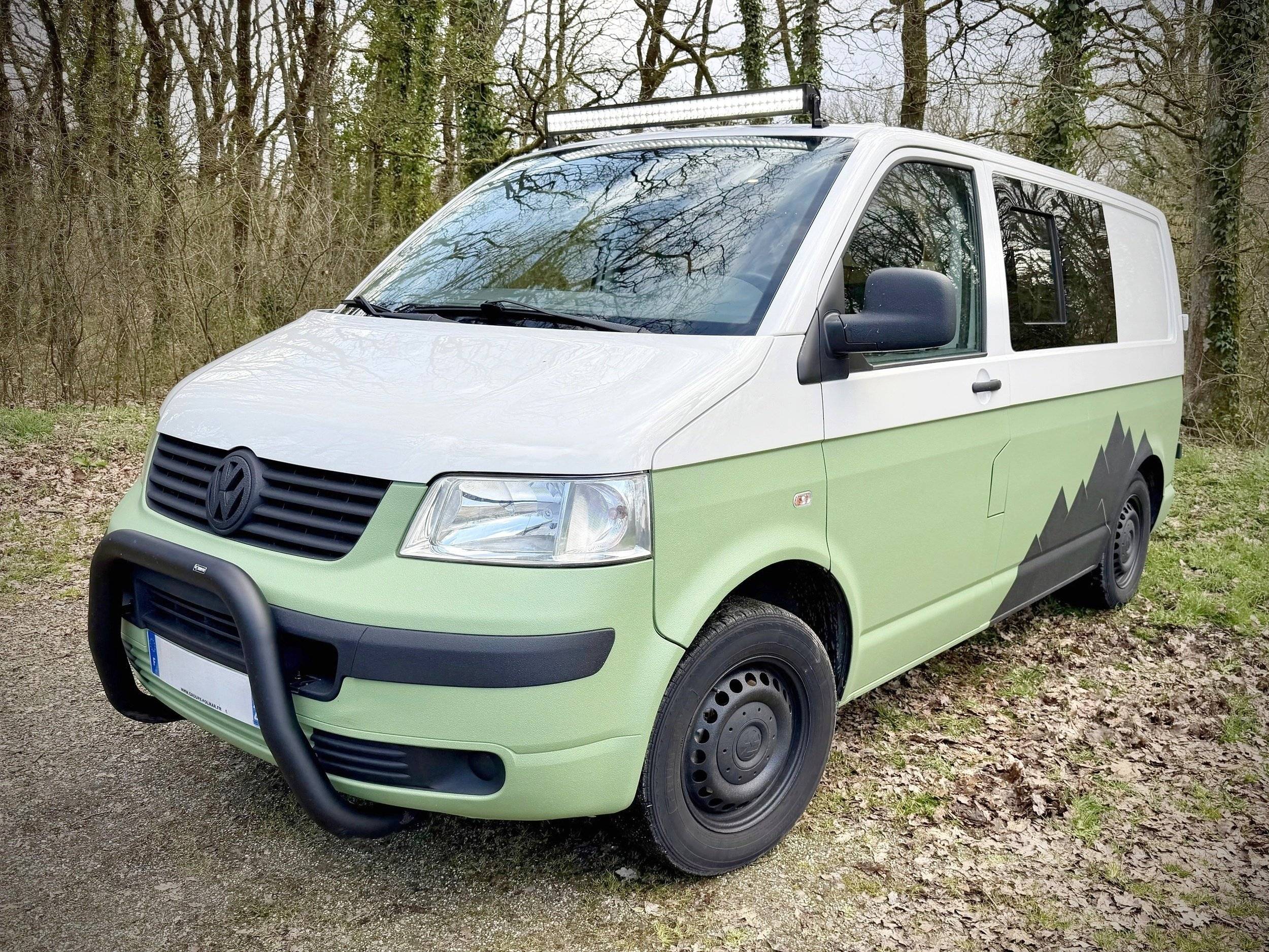 Volkswagen T5 2,5 l 140 ch