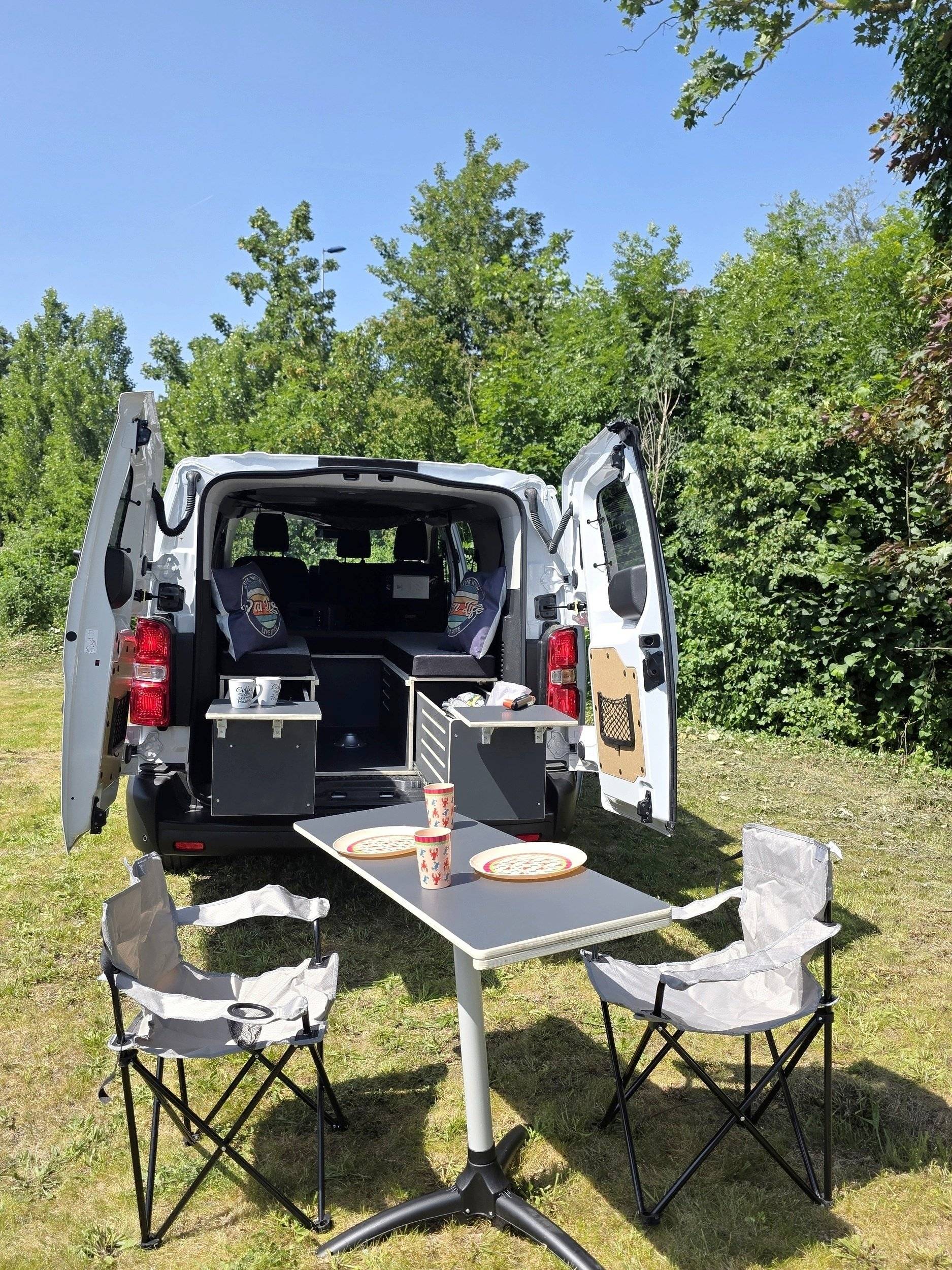 Comedor Citroën Jumpy 2l 180cv bte auto - Yescapa