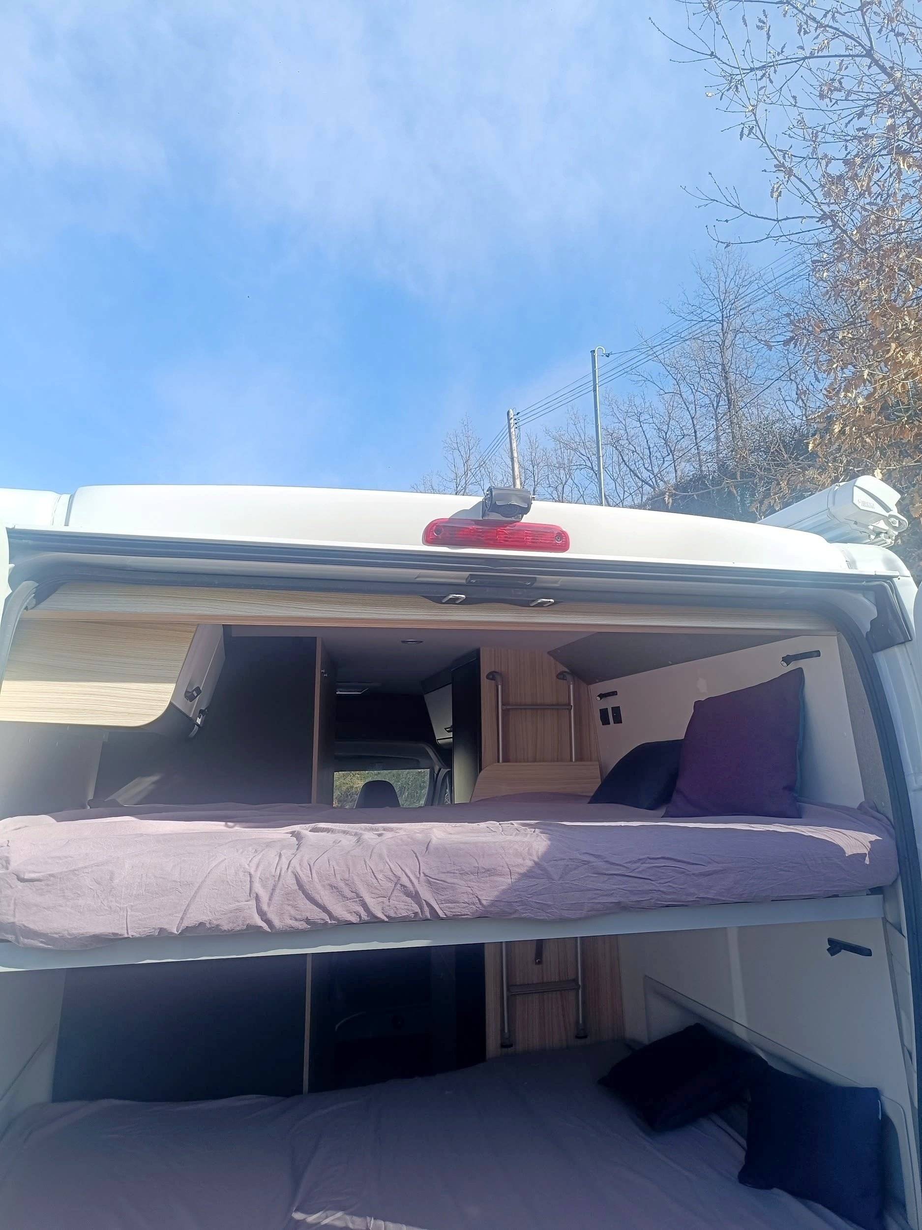 Adria SunLiving V60SP