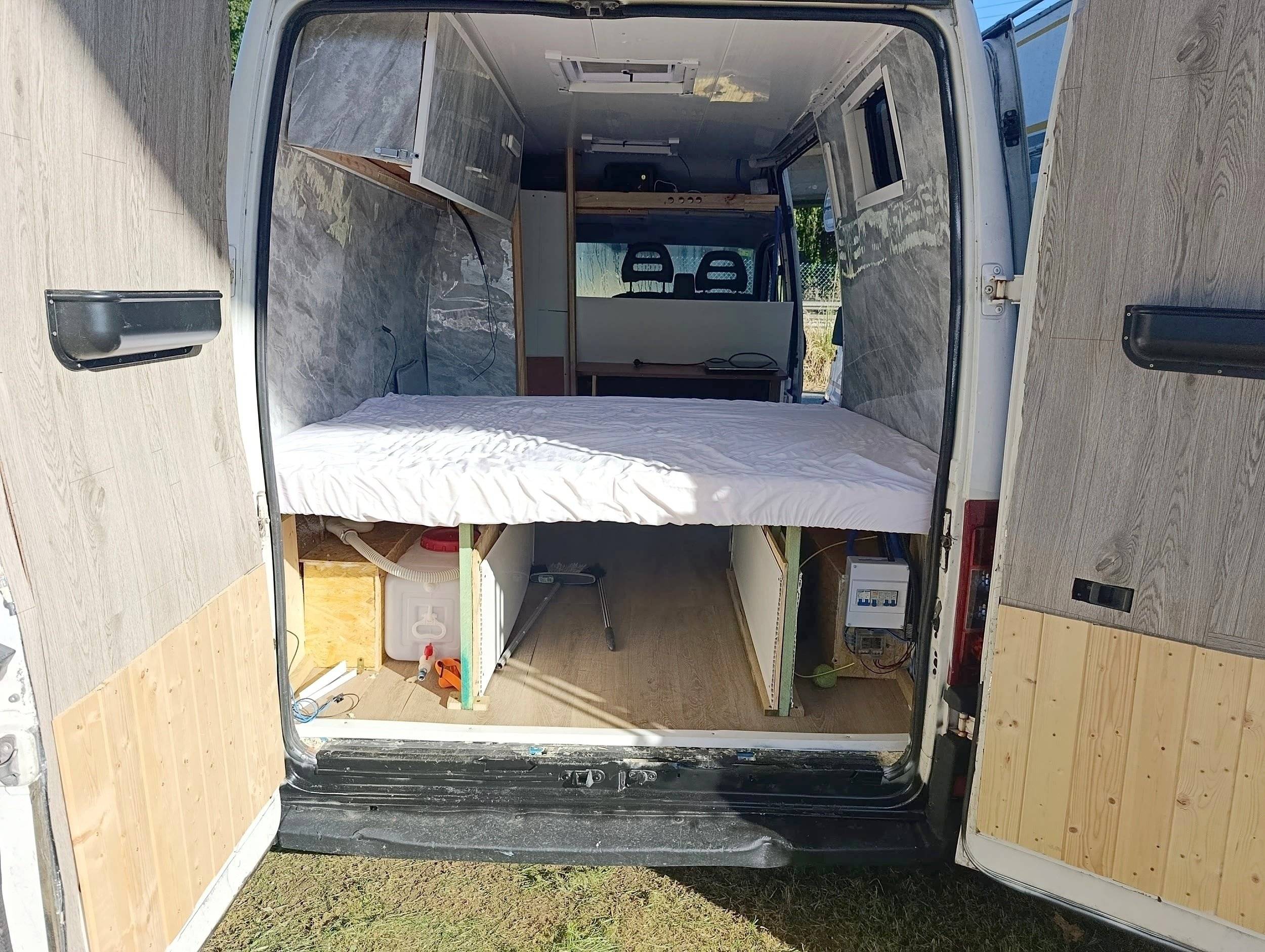 3 C Cartier/Brisebras Vadecamper 