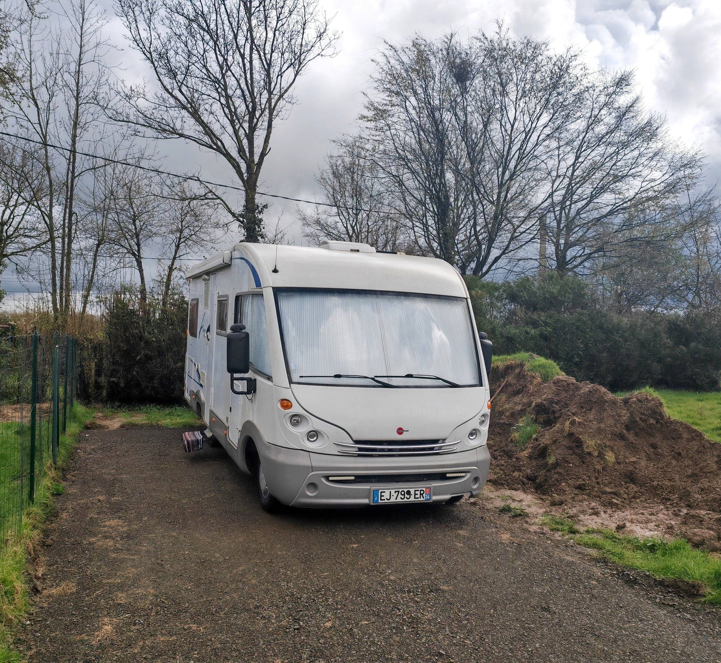 Bürstner Aviano I684