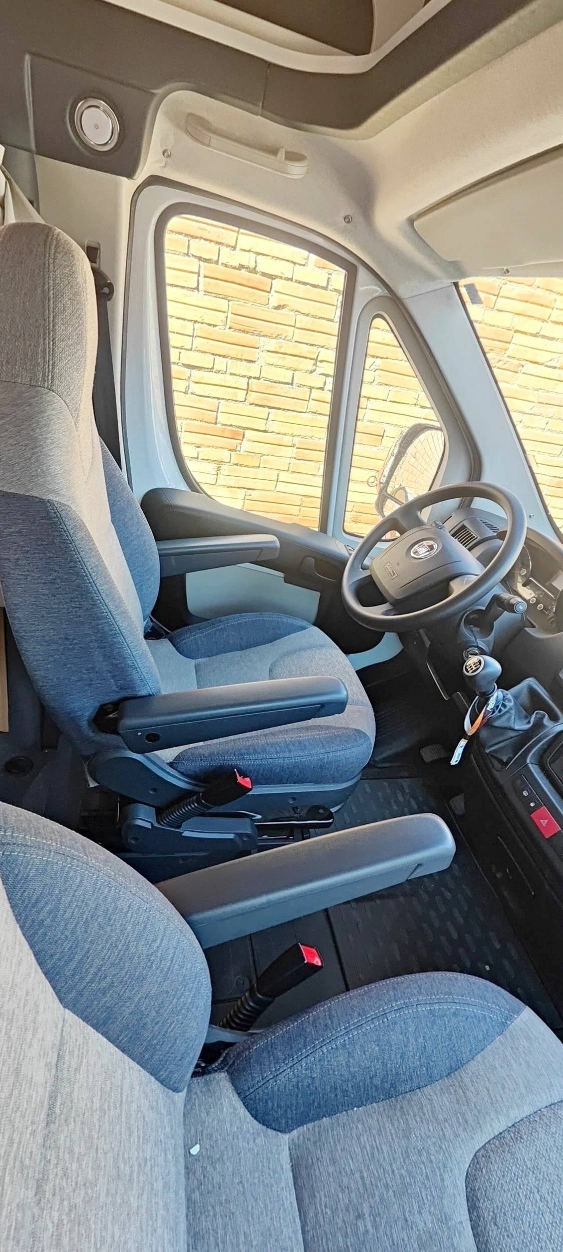 Adria Sun Living A 60 SP