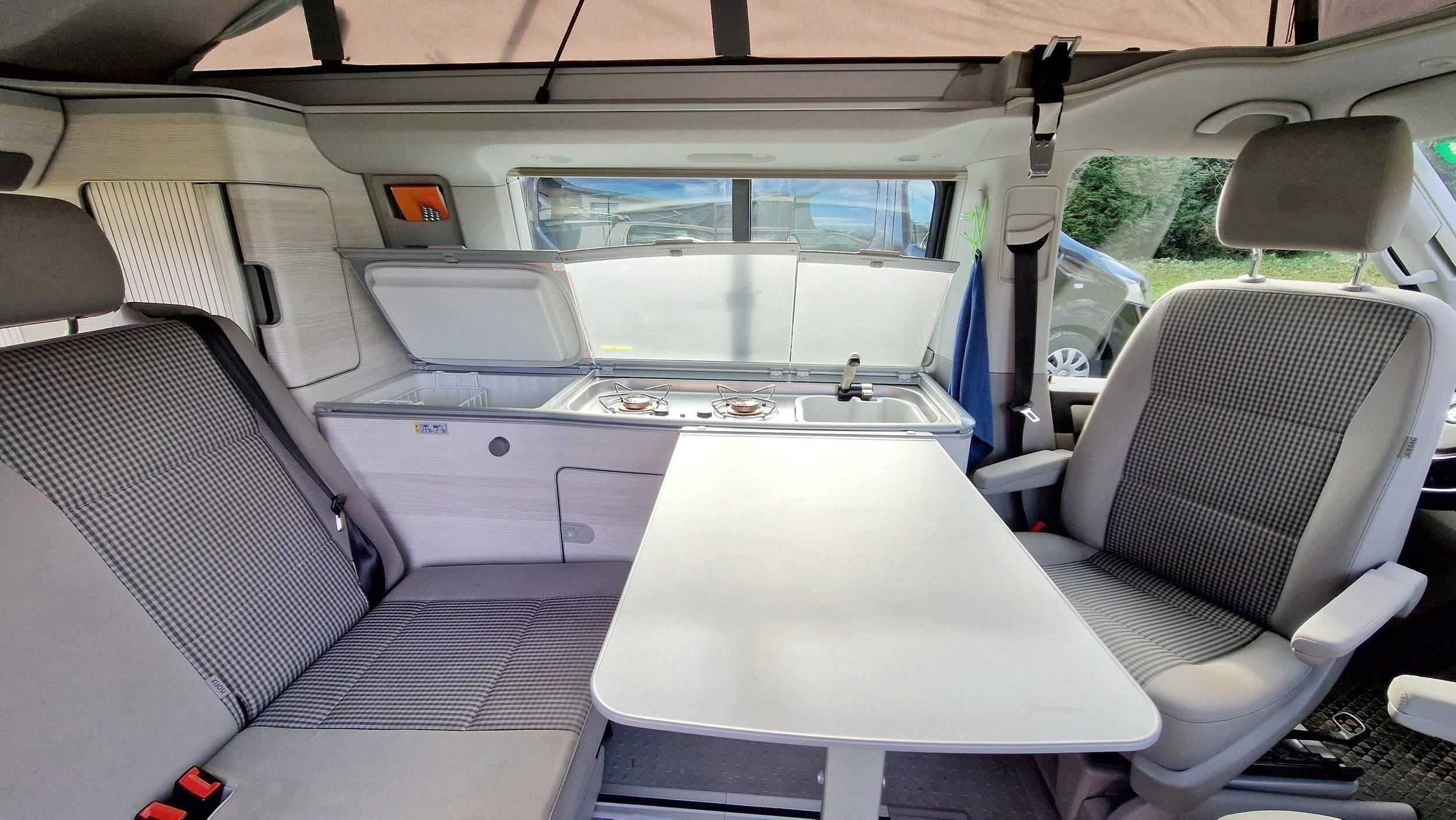 Volkswagen California Coast