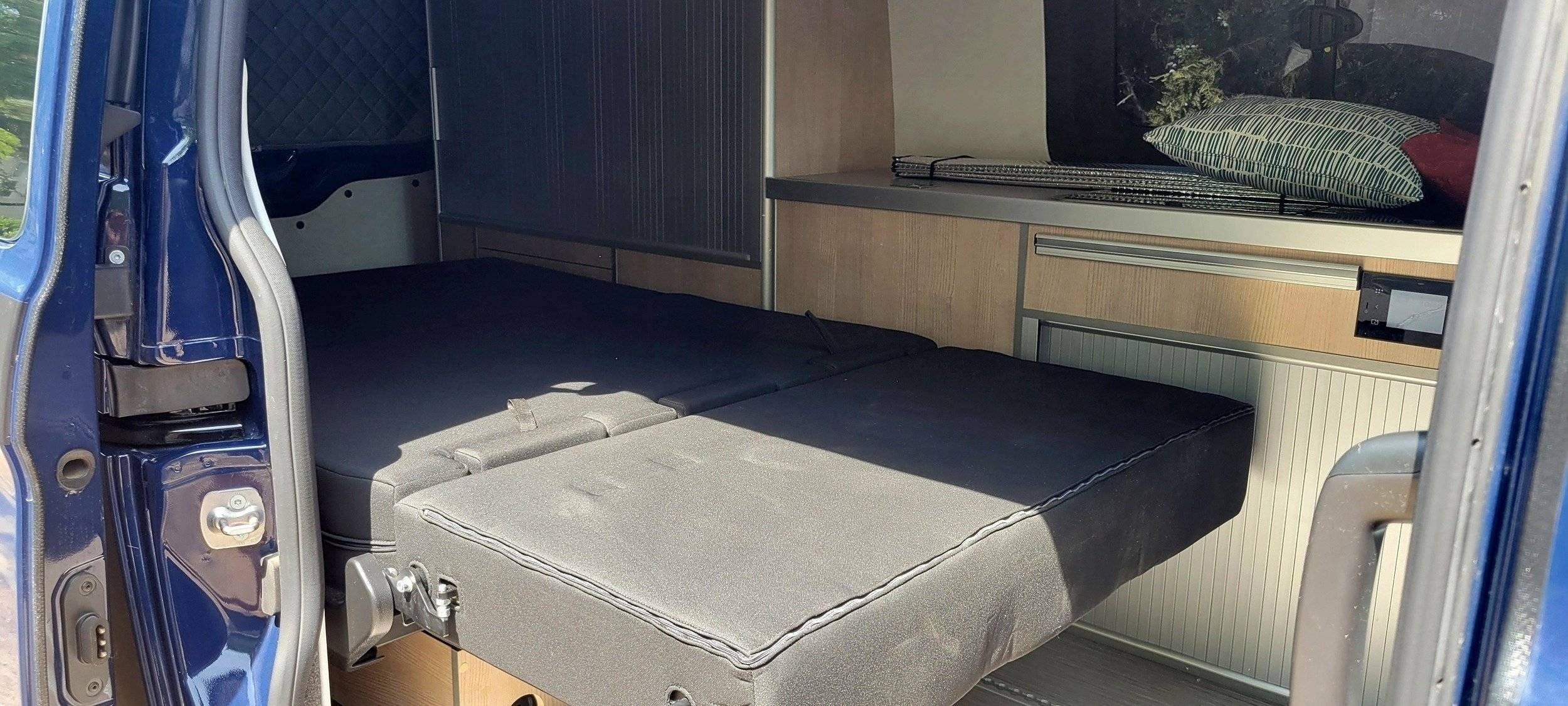 T&amp;T VANS Rhino aventourer