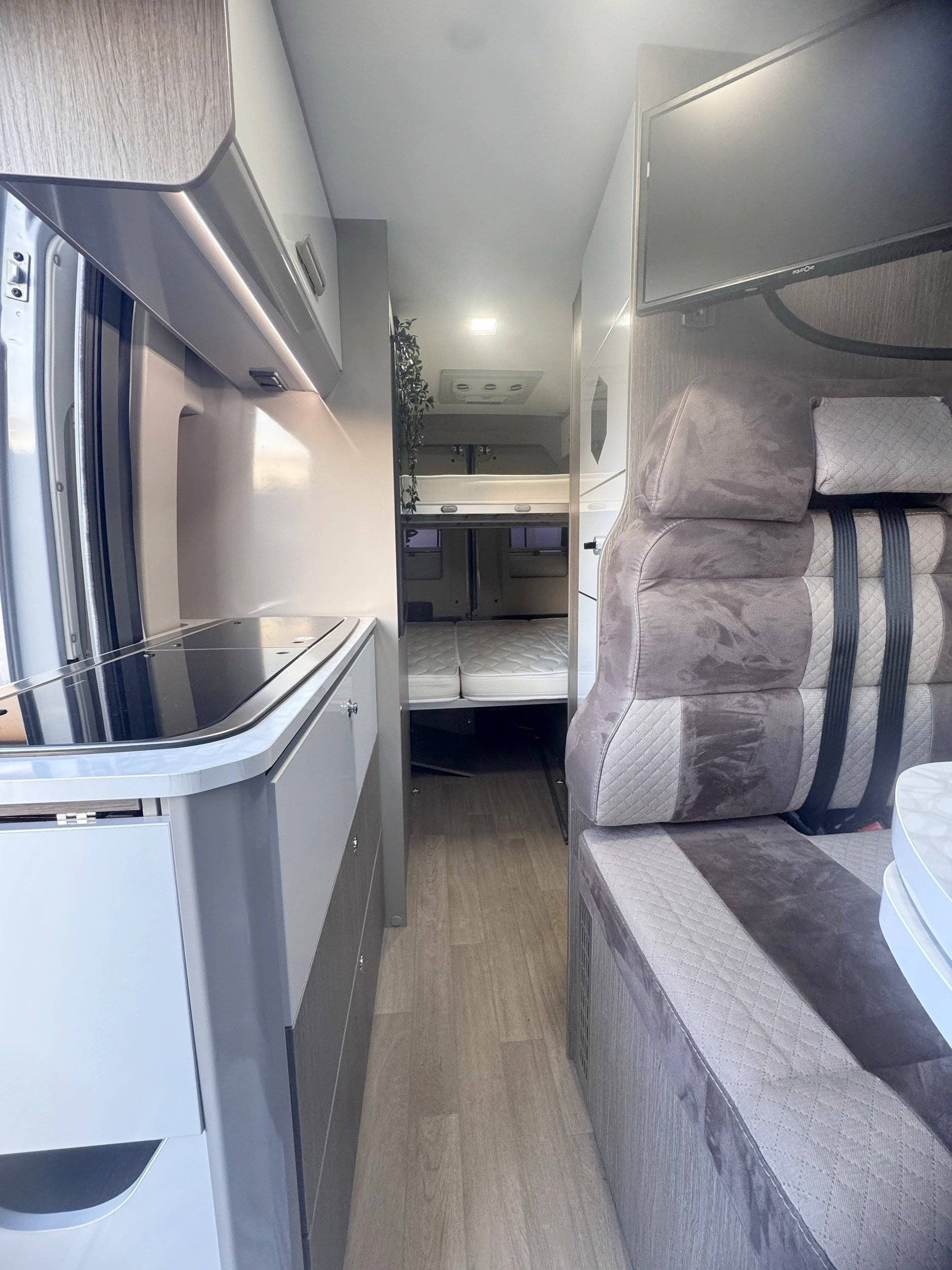 Challenger 02 Max Prestige