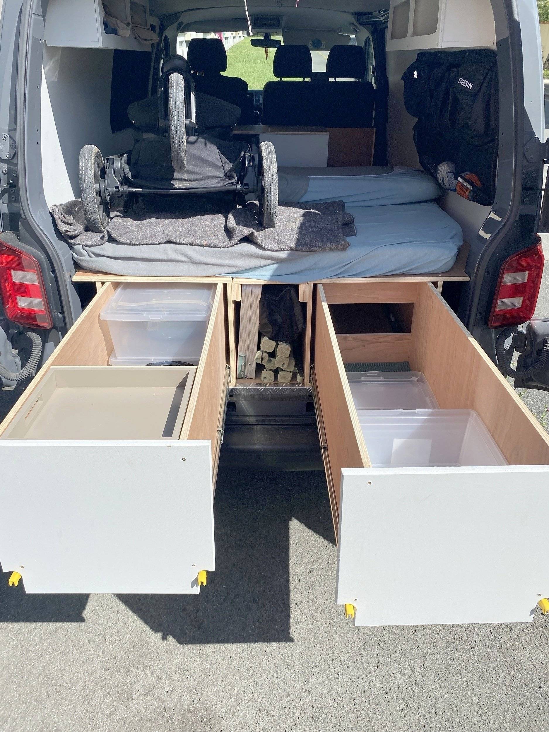 Loisirs 12 T6 2 l 102 ch