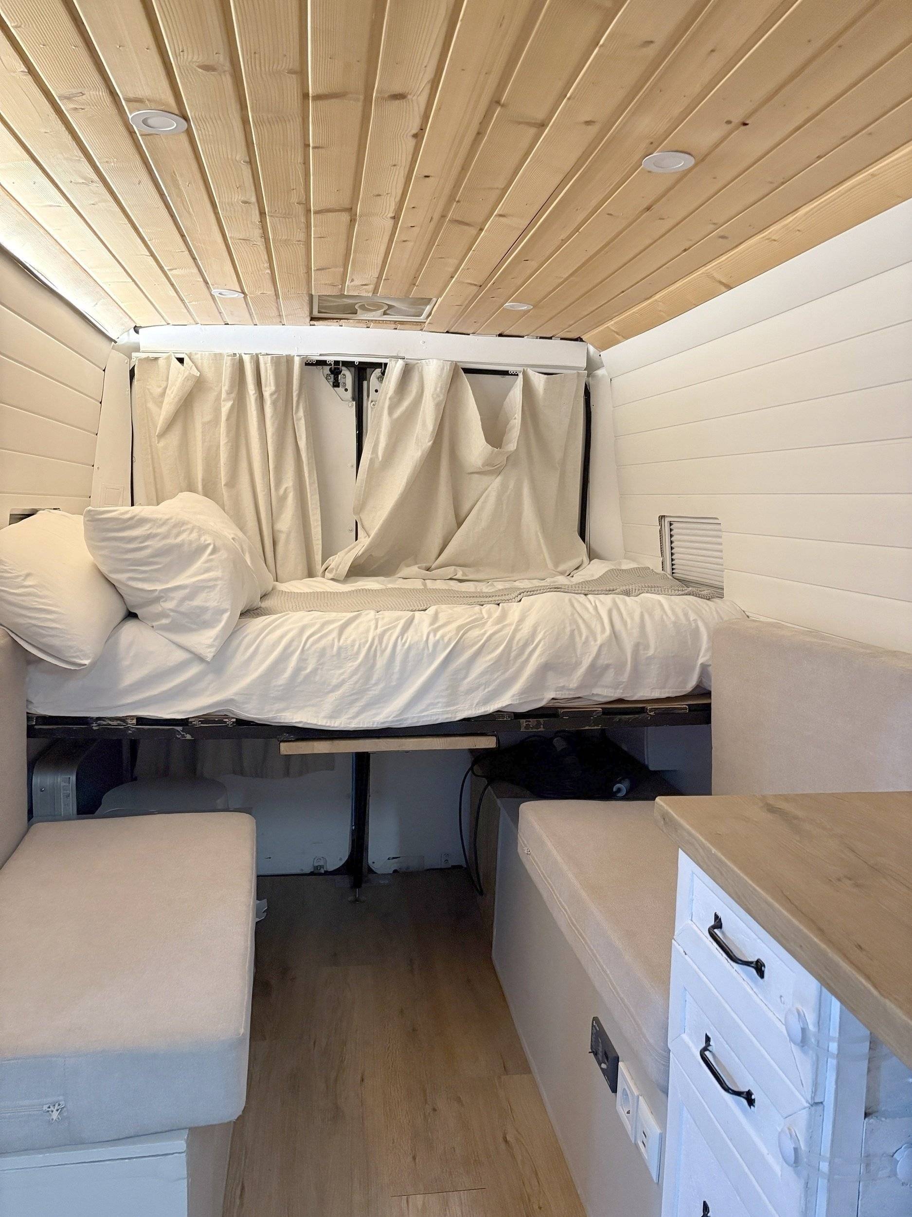 Schlafplätze Fiat Ducato 3,0 l JTD 160 ch. - Yescapa