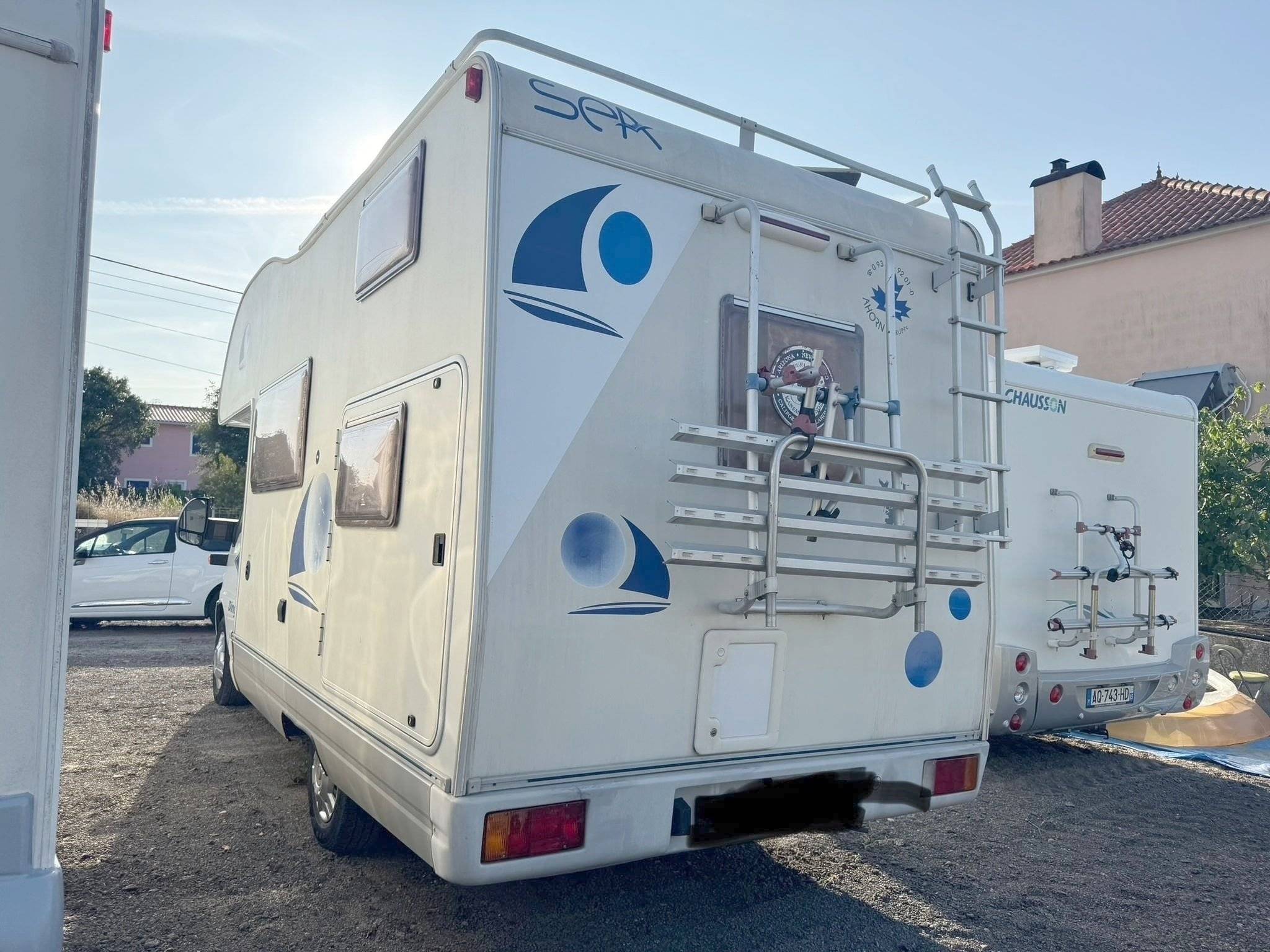 Vue arrière  - Yescapa