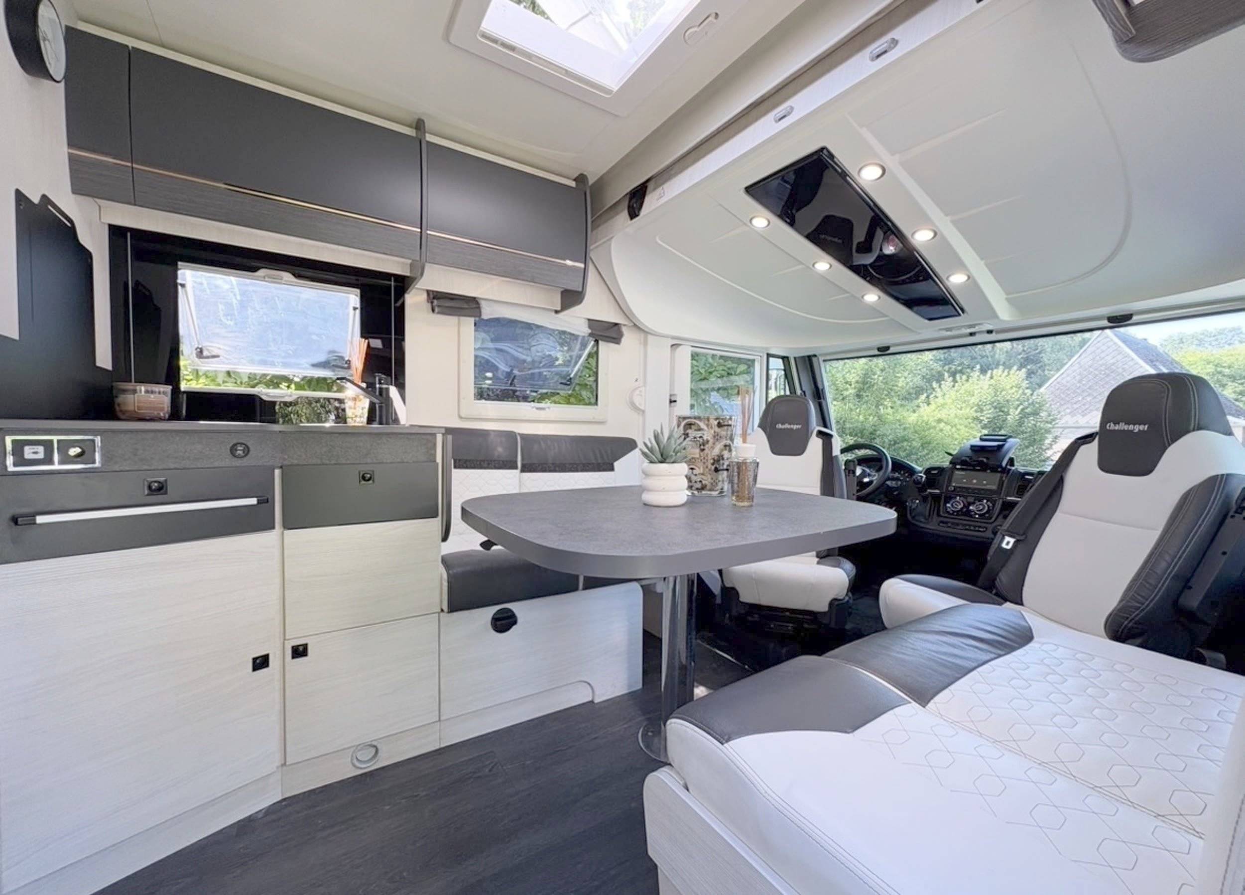 Comedor Fiat Ducato 2,2 l Multijet 130 ch. - Yescapa