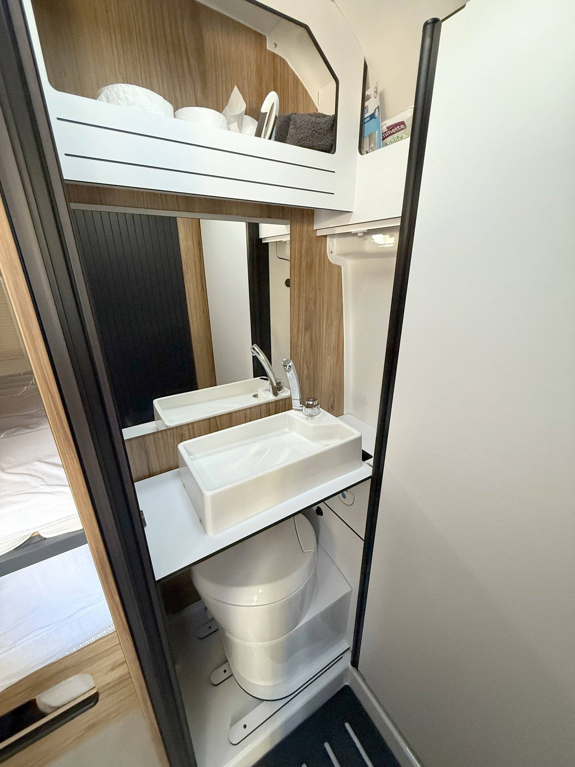 Font Vendôme Leader Camp