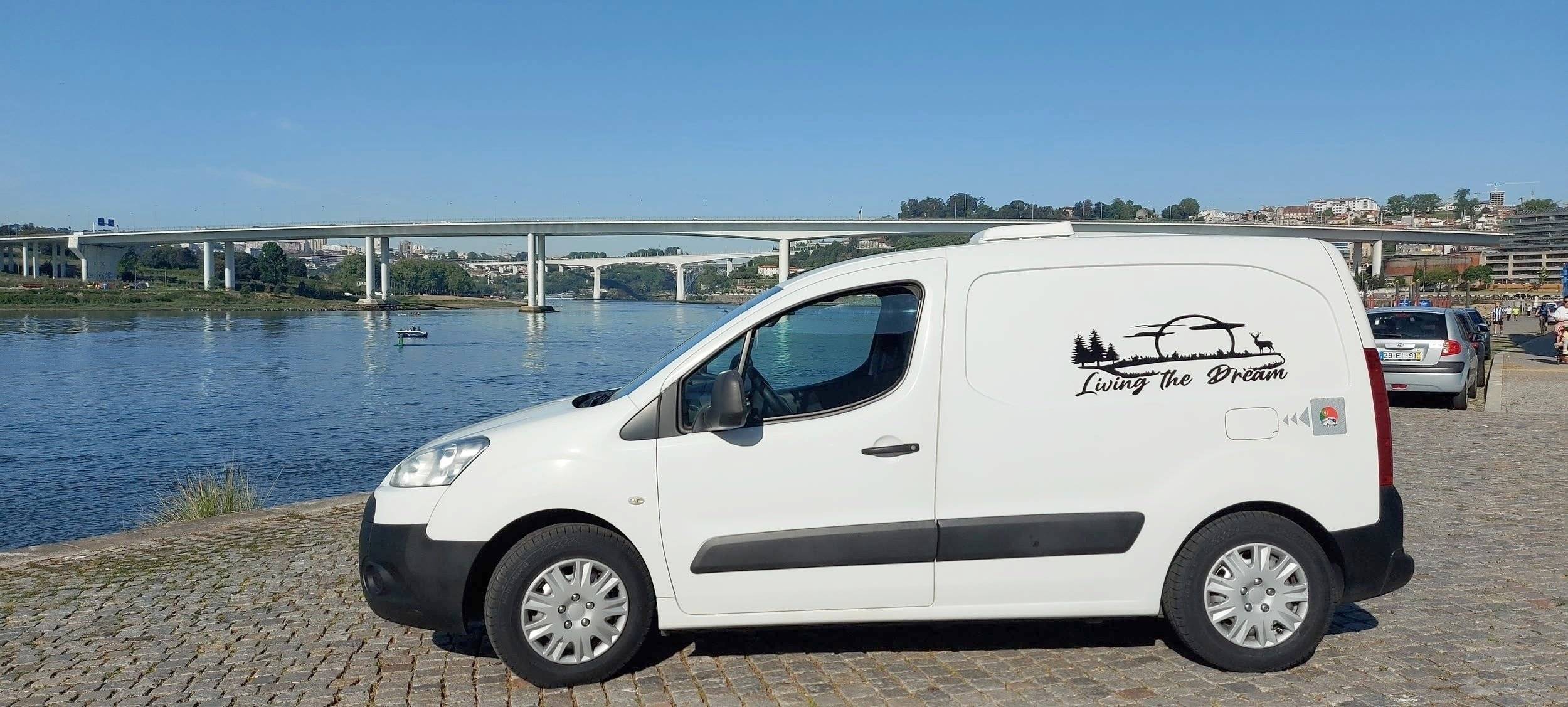 Camp'In Box Campervan