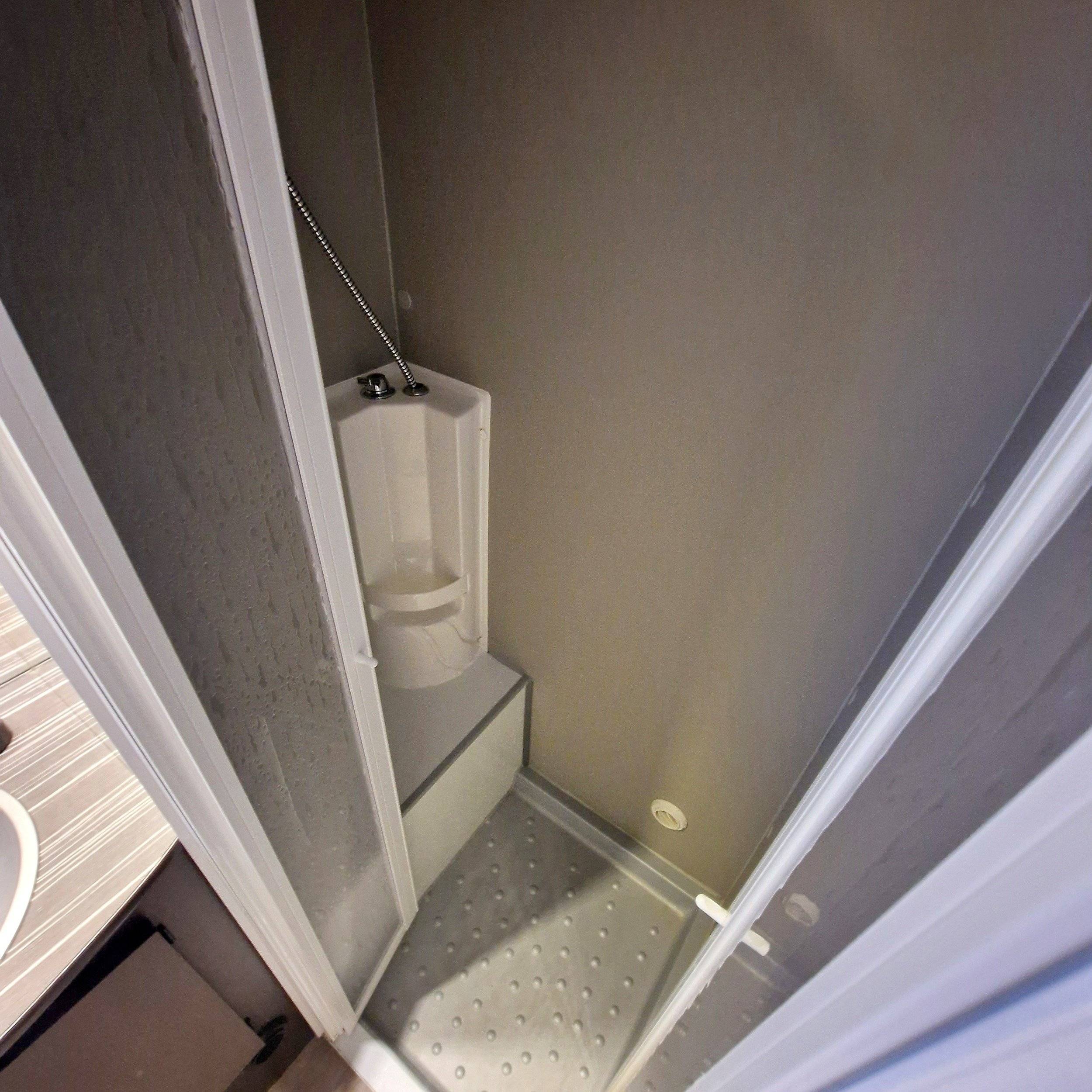 AcrossCar Aero 660LD