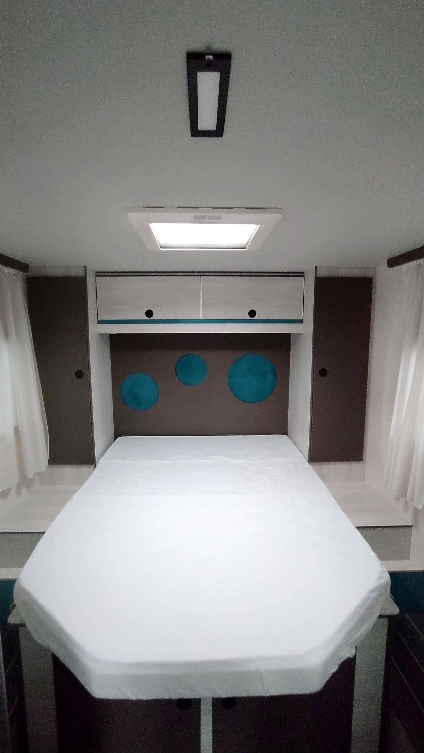 Couchages Ford ford transit - Yescapa