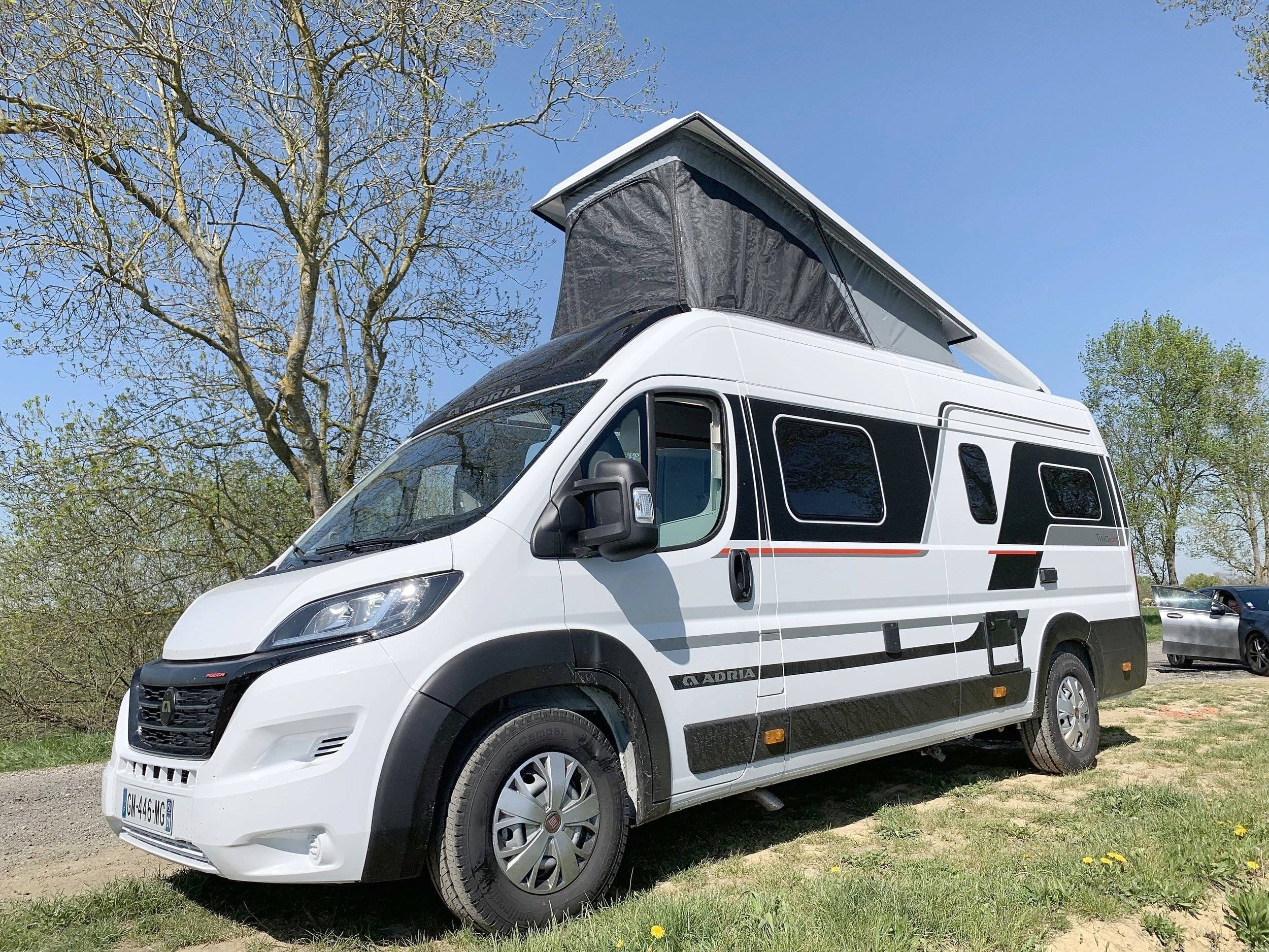 Adria Adria twin 640 sport SGX