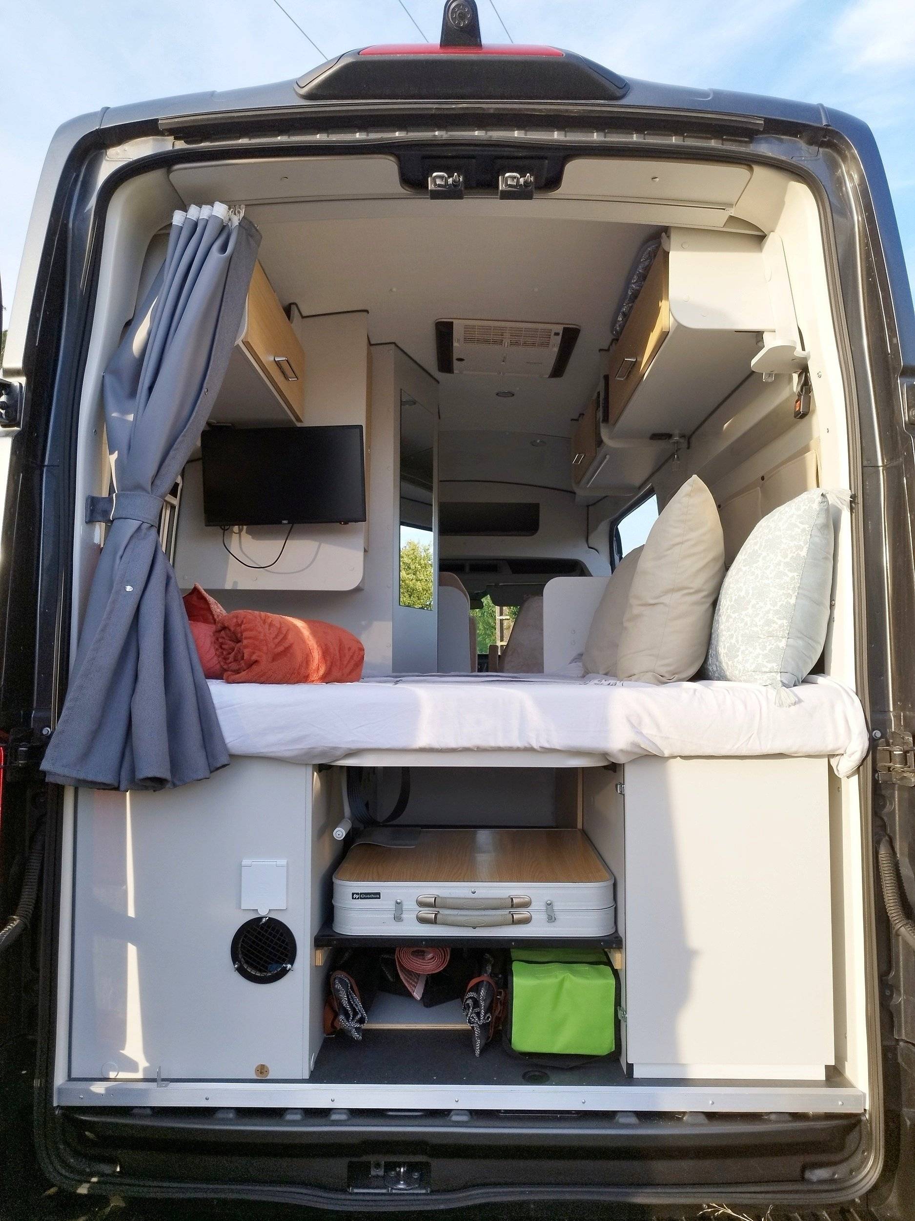 Font Vendôme FORD TRANSIT