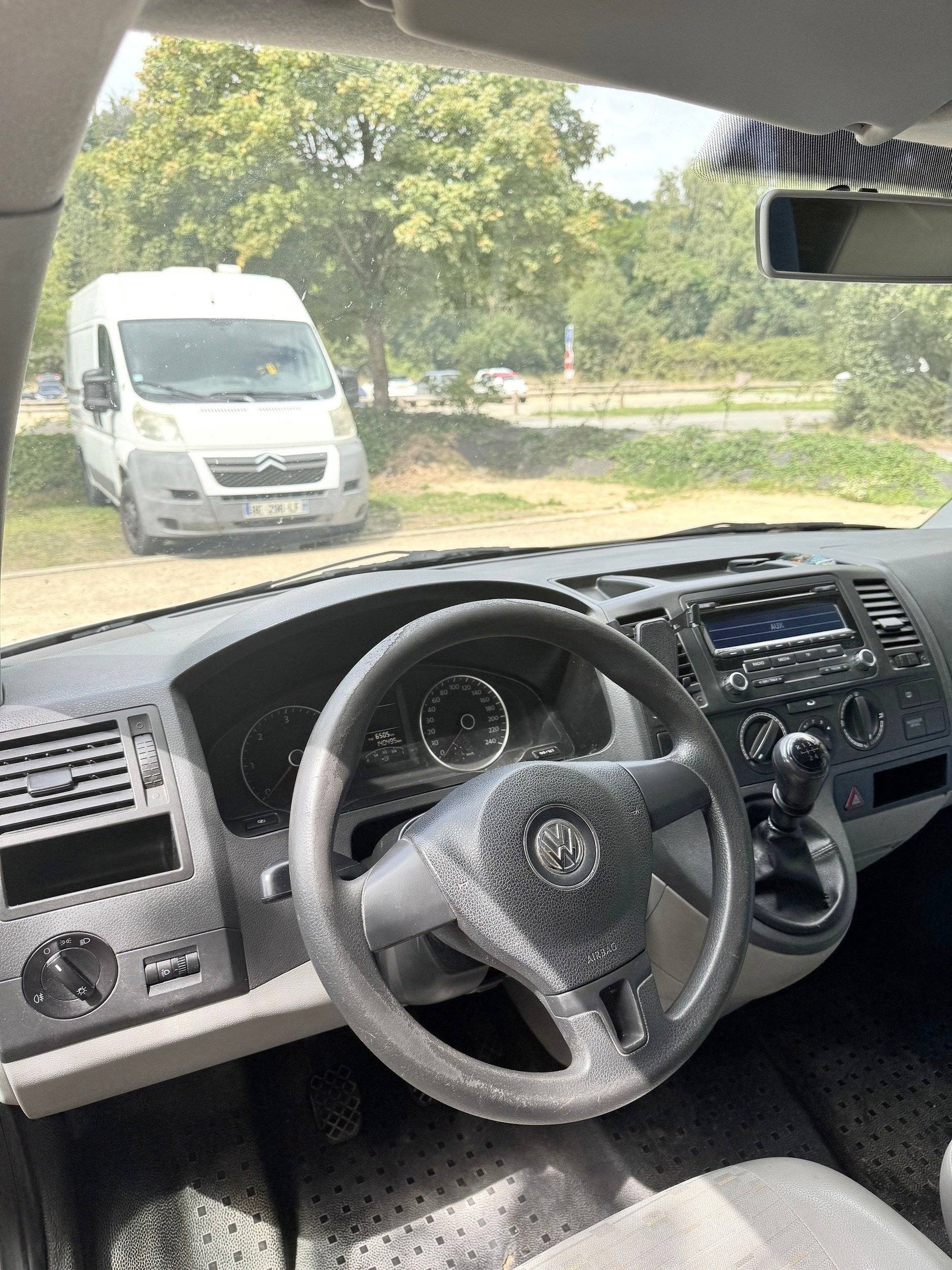 Volkswagen T5 2 l 84 ch