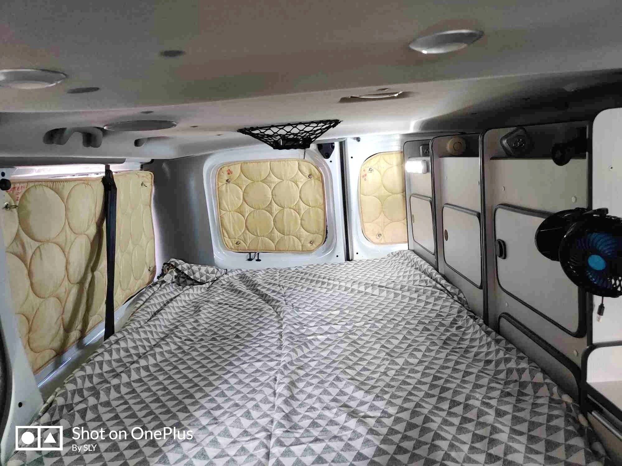 Narbonne Trafic L2H1 2 l 140 ch