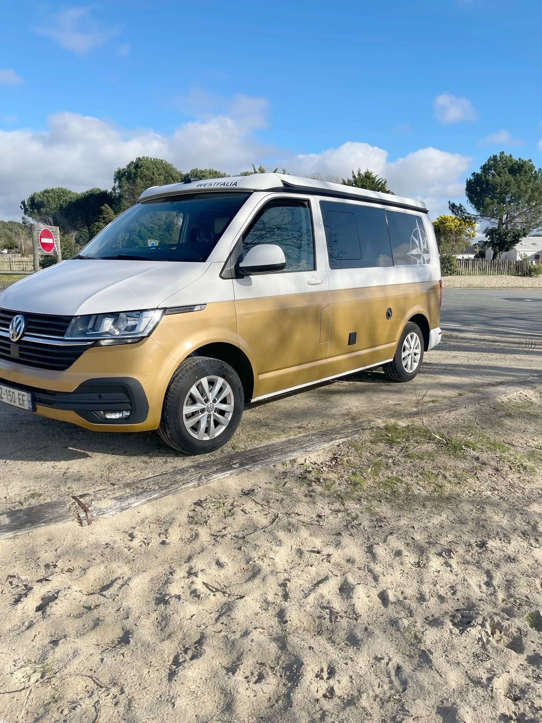 schräge Vorderansicht Volkswagen Kepler One - Yescapa