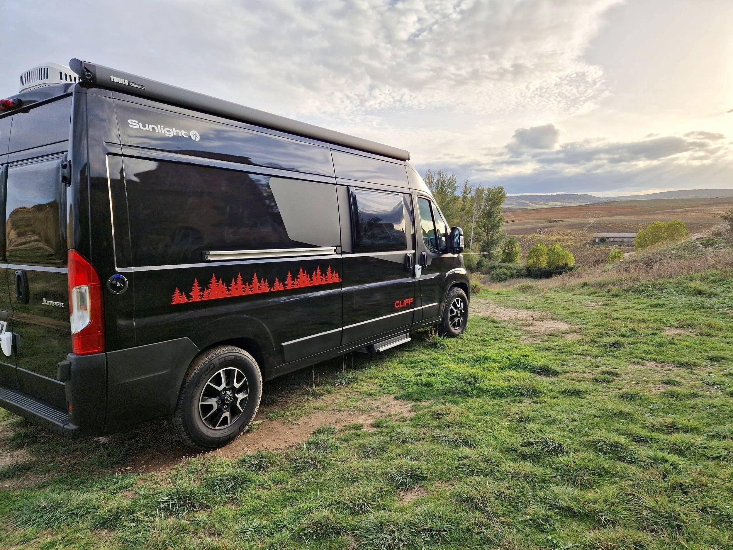 Sunlight jumper 140cv