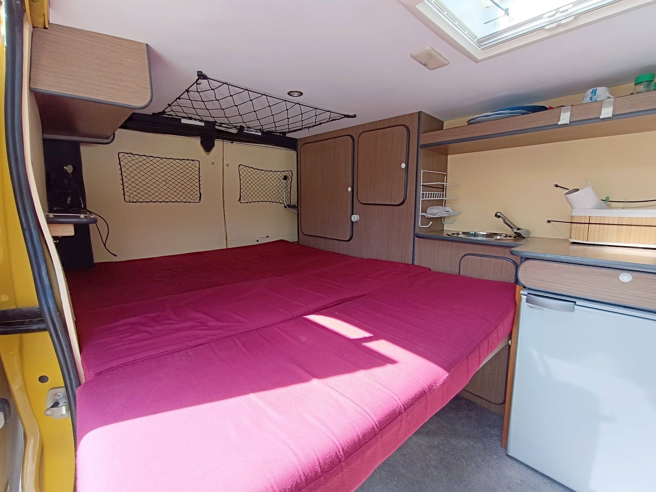 Plazas en cama Opel Opel vivaro L1H1 - Yescapa