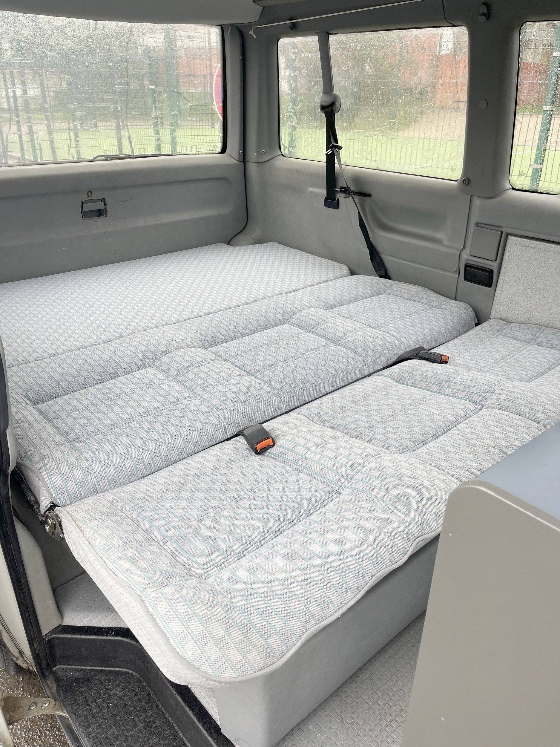 Volkswagen Transporter T4 2.4D