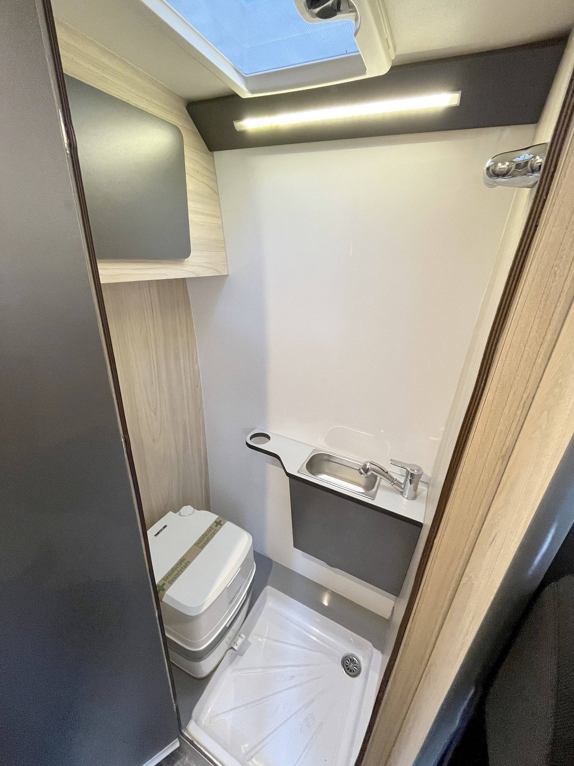 Camper Track 2,3 l 130 ch