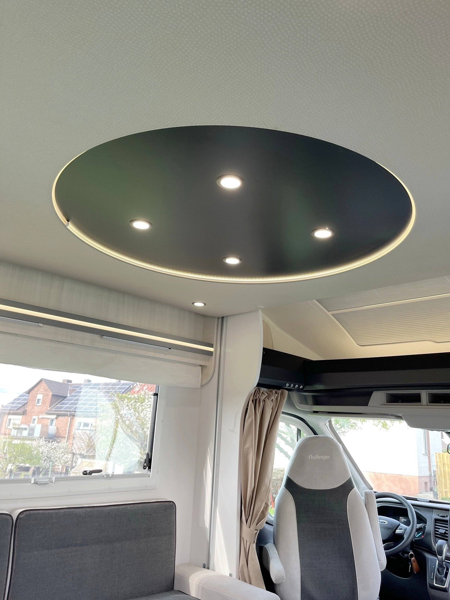 Challenger Transit 2,0 l 170 ch