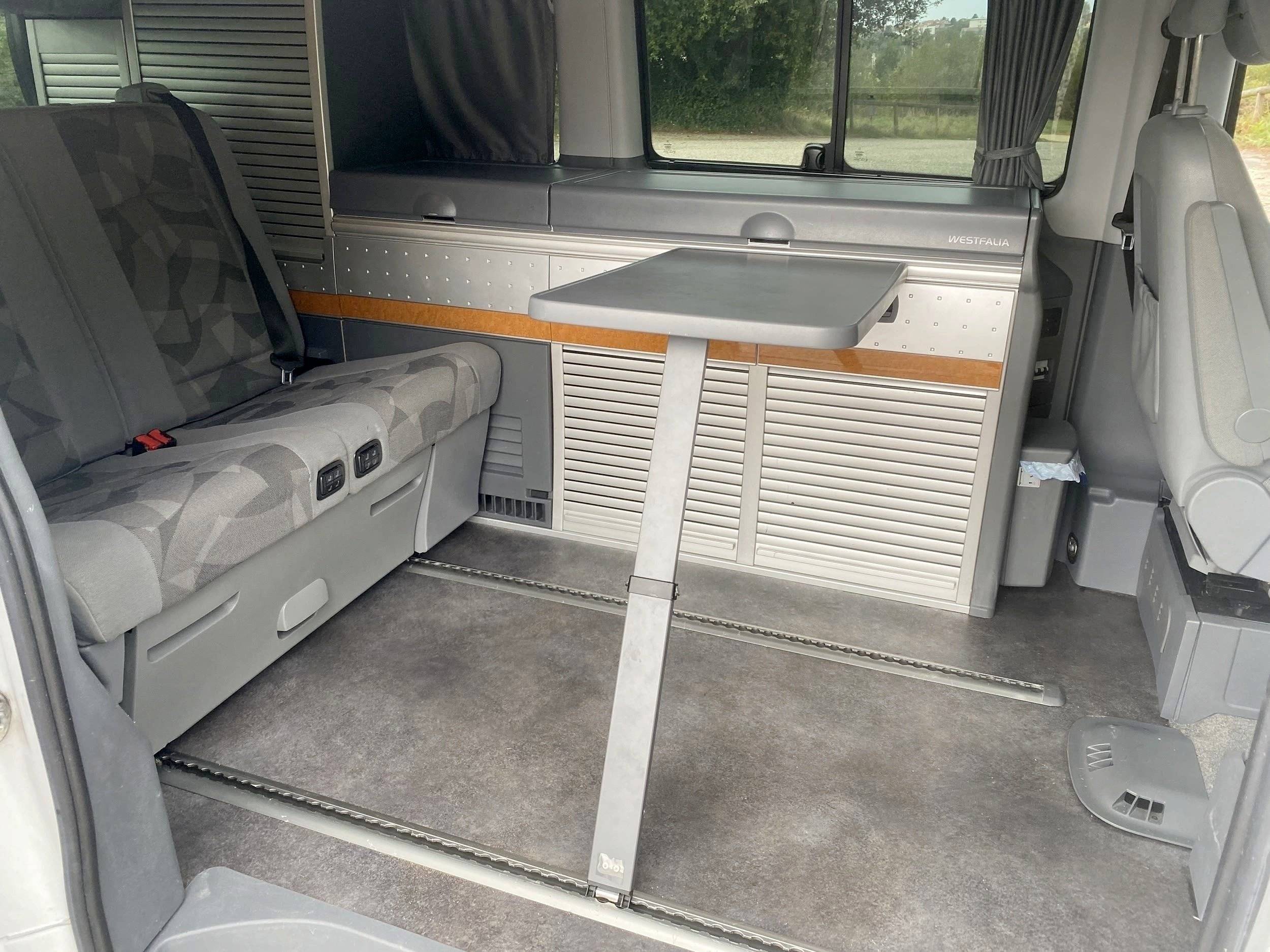 Menjador Mercedes Viano Marco Polo 2,2 l 150 cv - Yescapa