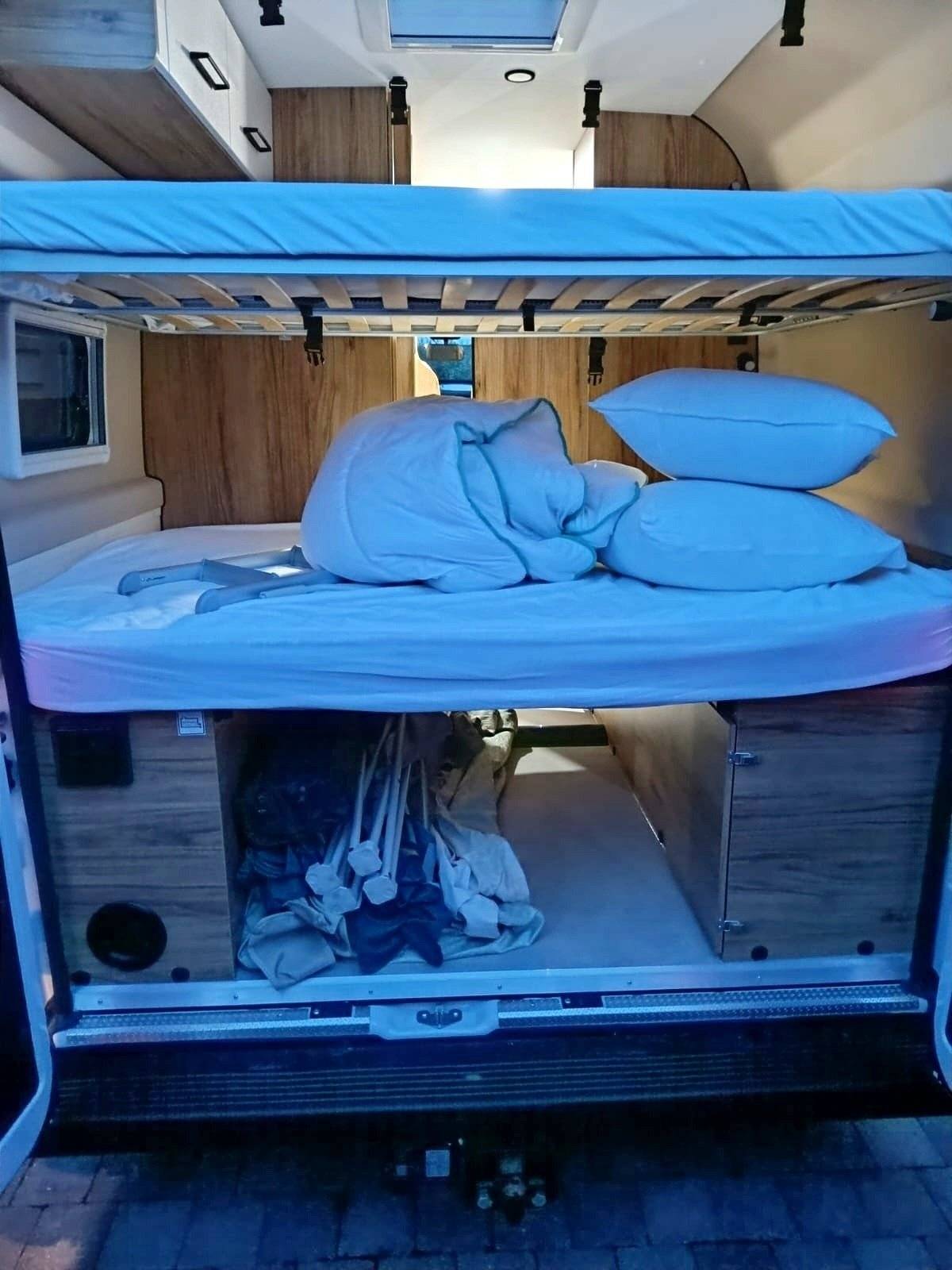 Font Vendôme font vendôme leader camp