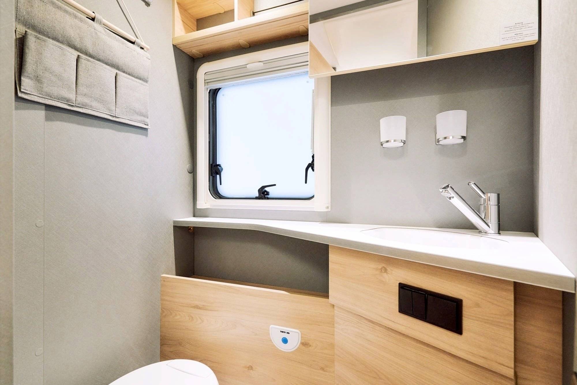 Dethleffs Dethleffts Just T 7052 DBM