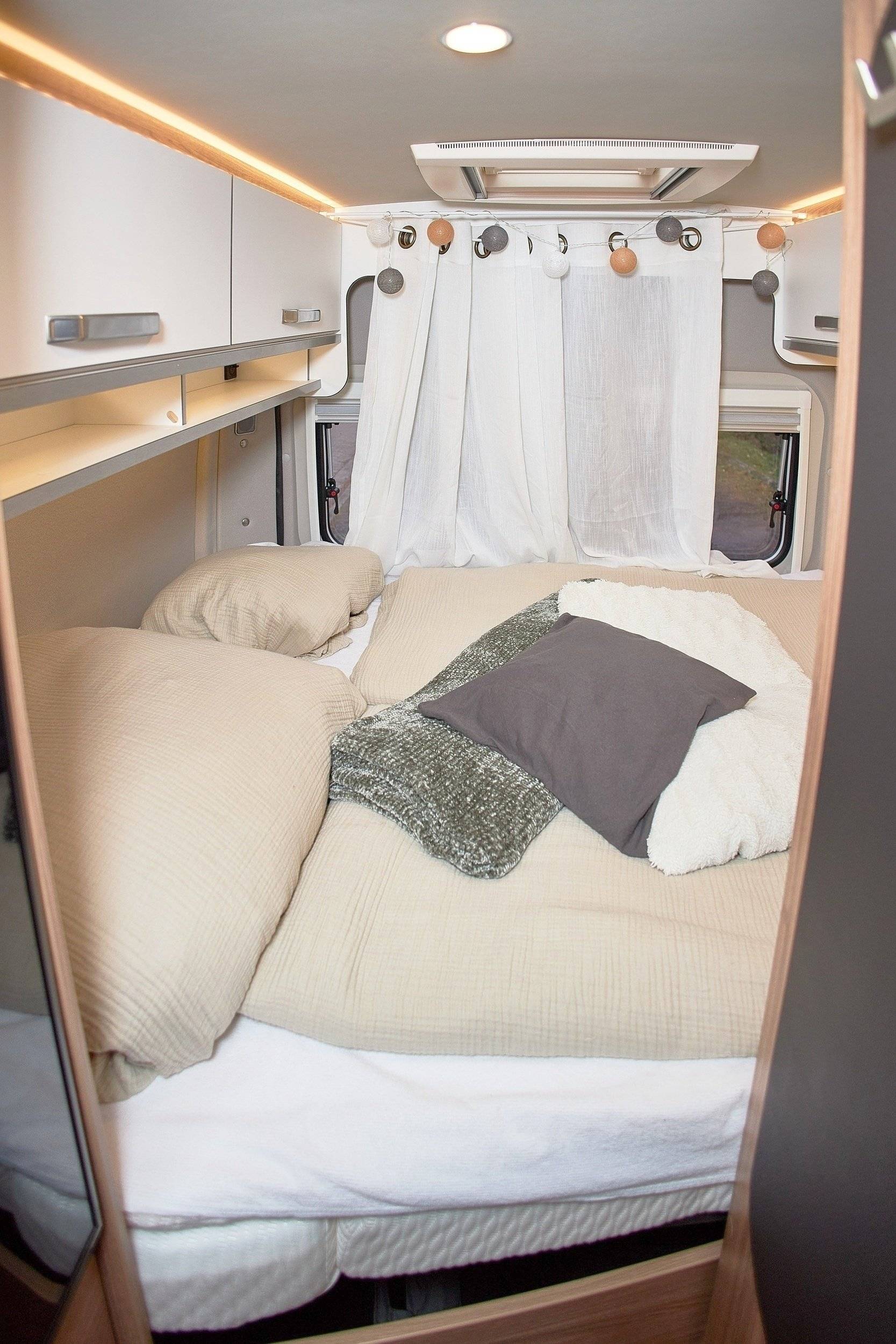 Schlafplätze Fiat Ducato 120 Multijet - Yescapa