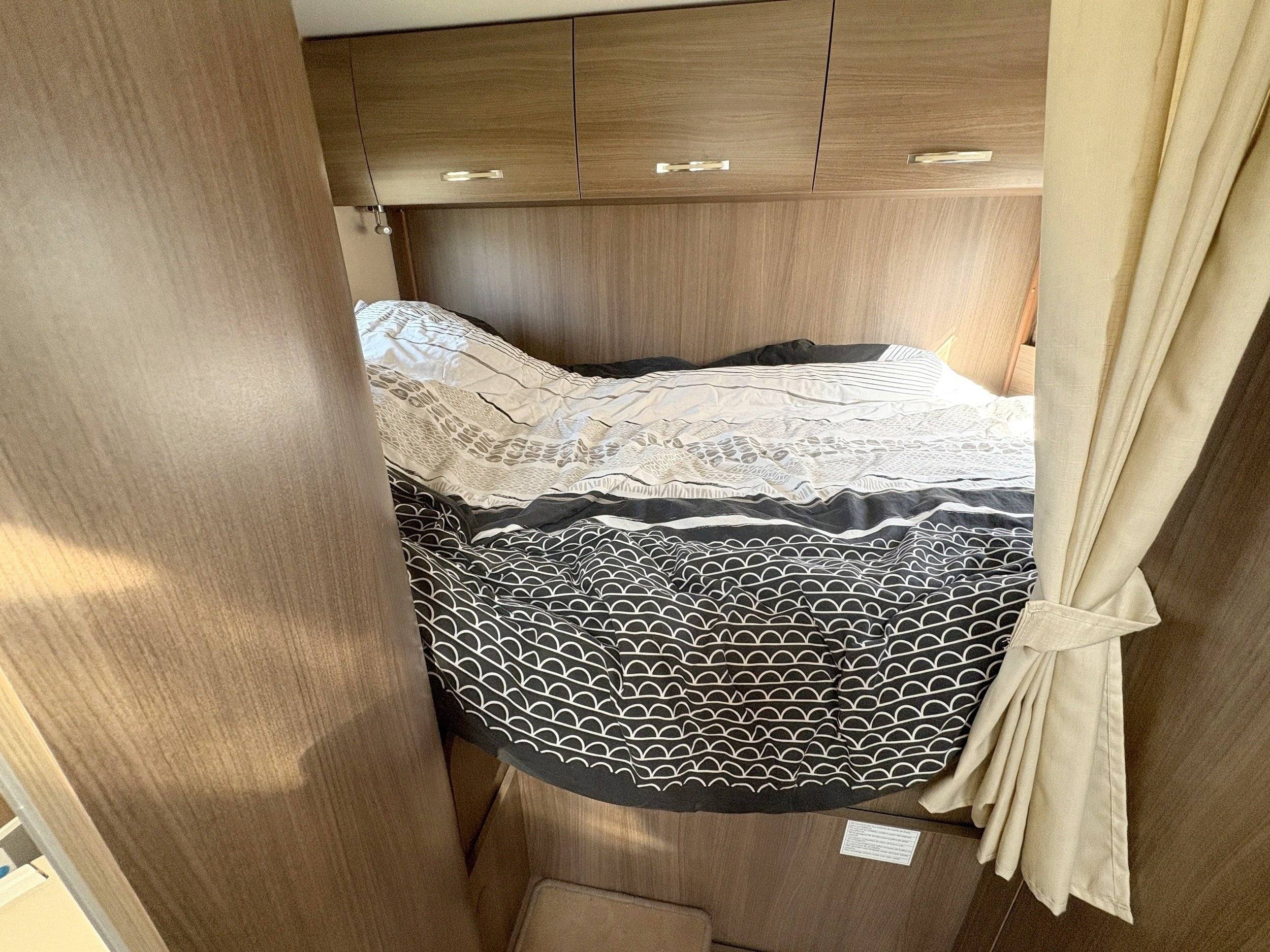 Challenger CHALLENGER GENESIS 33