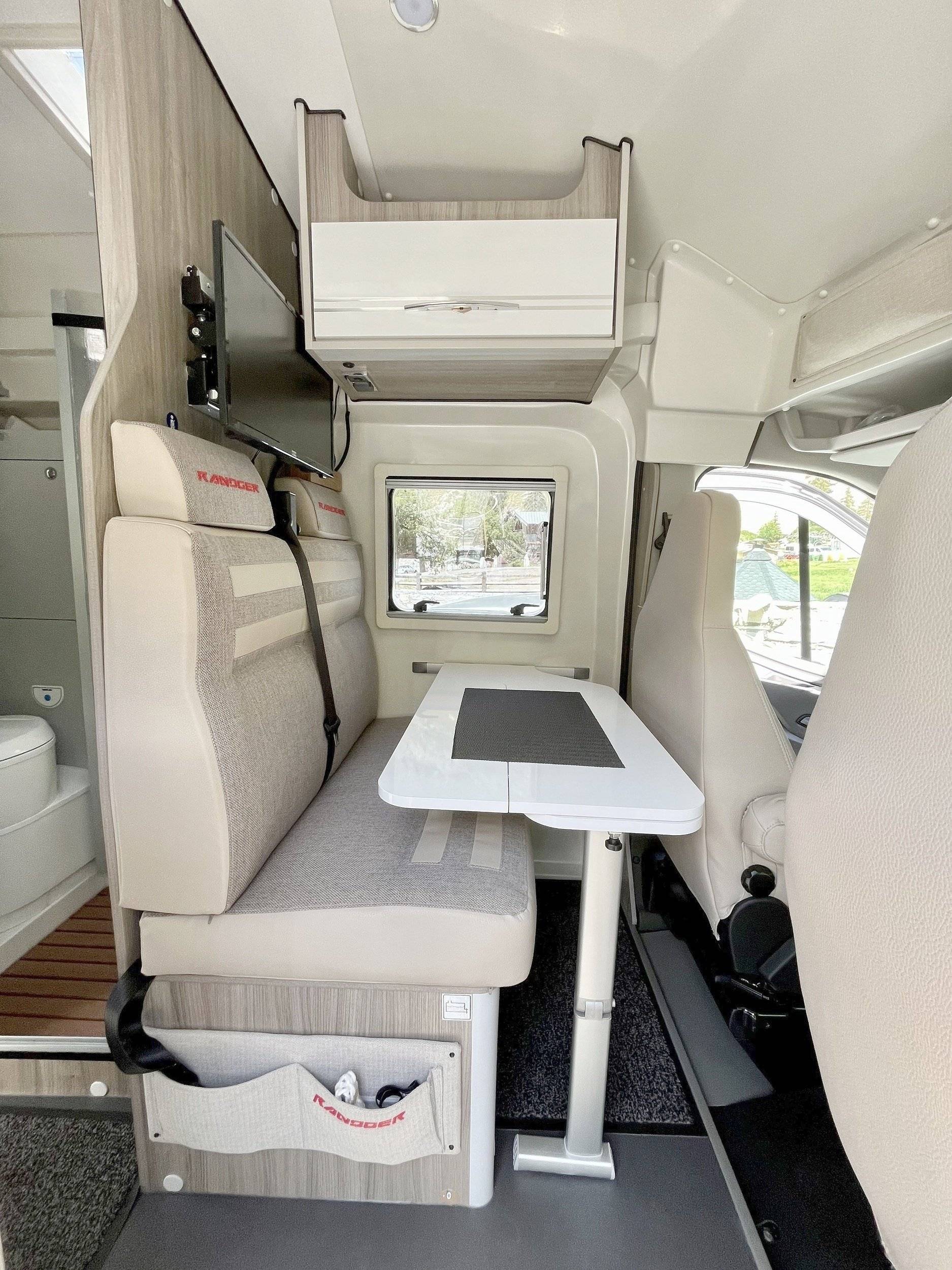 Ford Transit 2,0 l 170 ch