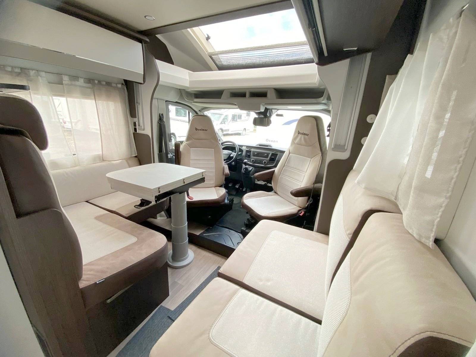 Comedor Ford Transit 2,0 l 170 ch - Yescapa