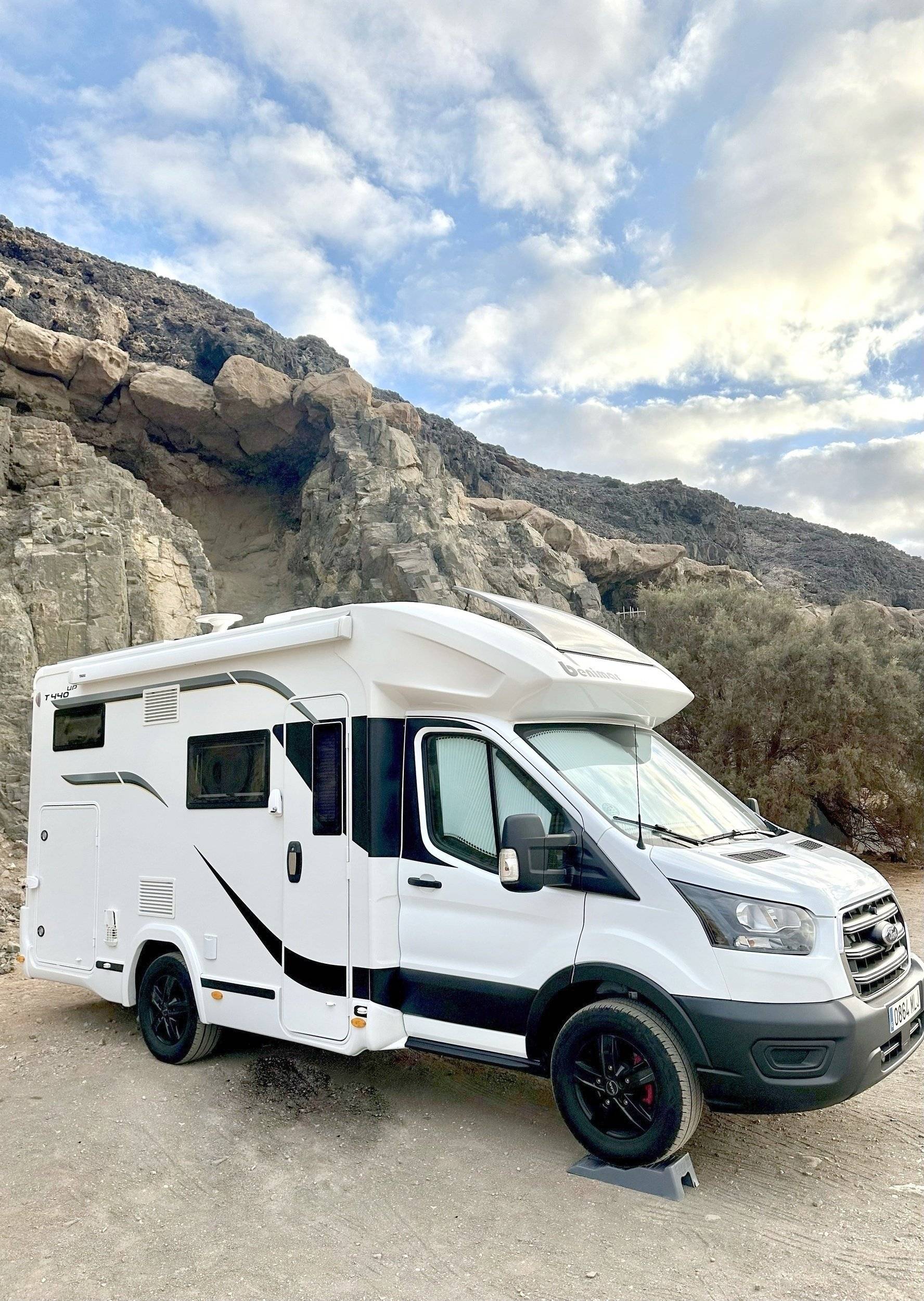 Wohnmobile & Campervans in Fuerteventura mieten ab 40 /Tag - Yescapa