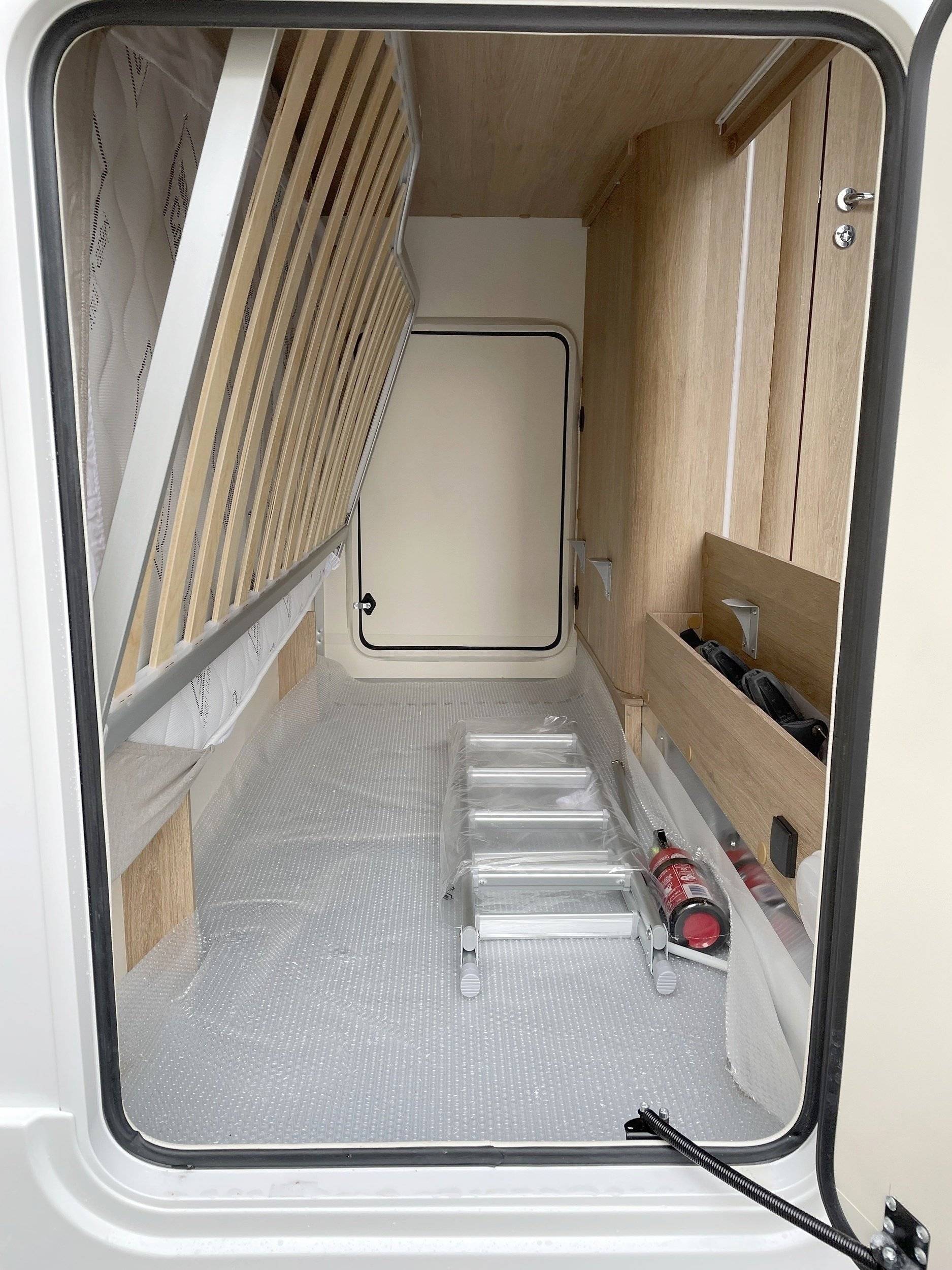 C.I. Ford Transit 170