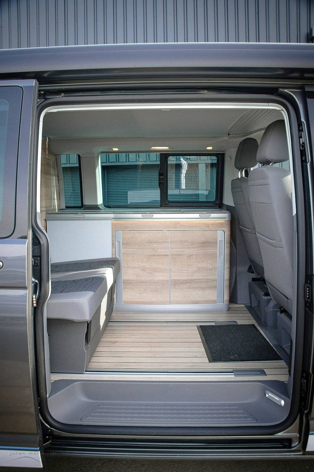 Volkswagen California Ocean Gris