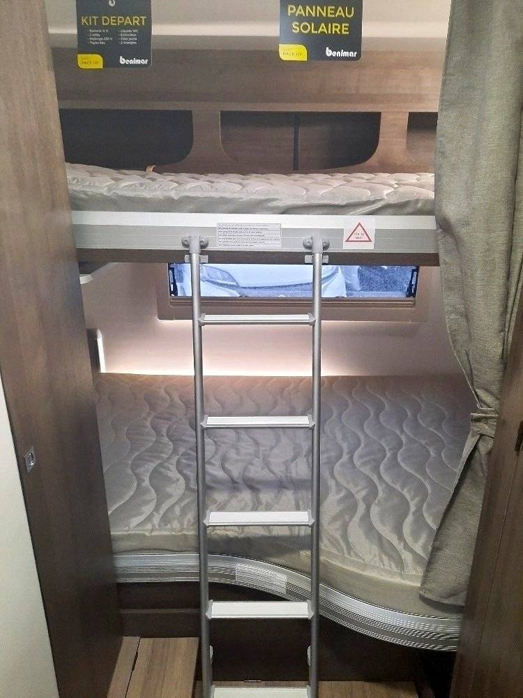 Plazas en cama Fiat Ducato 120 Multijet - Yescapa