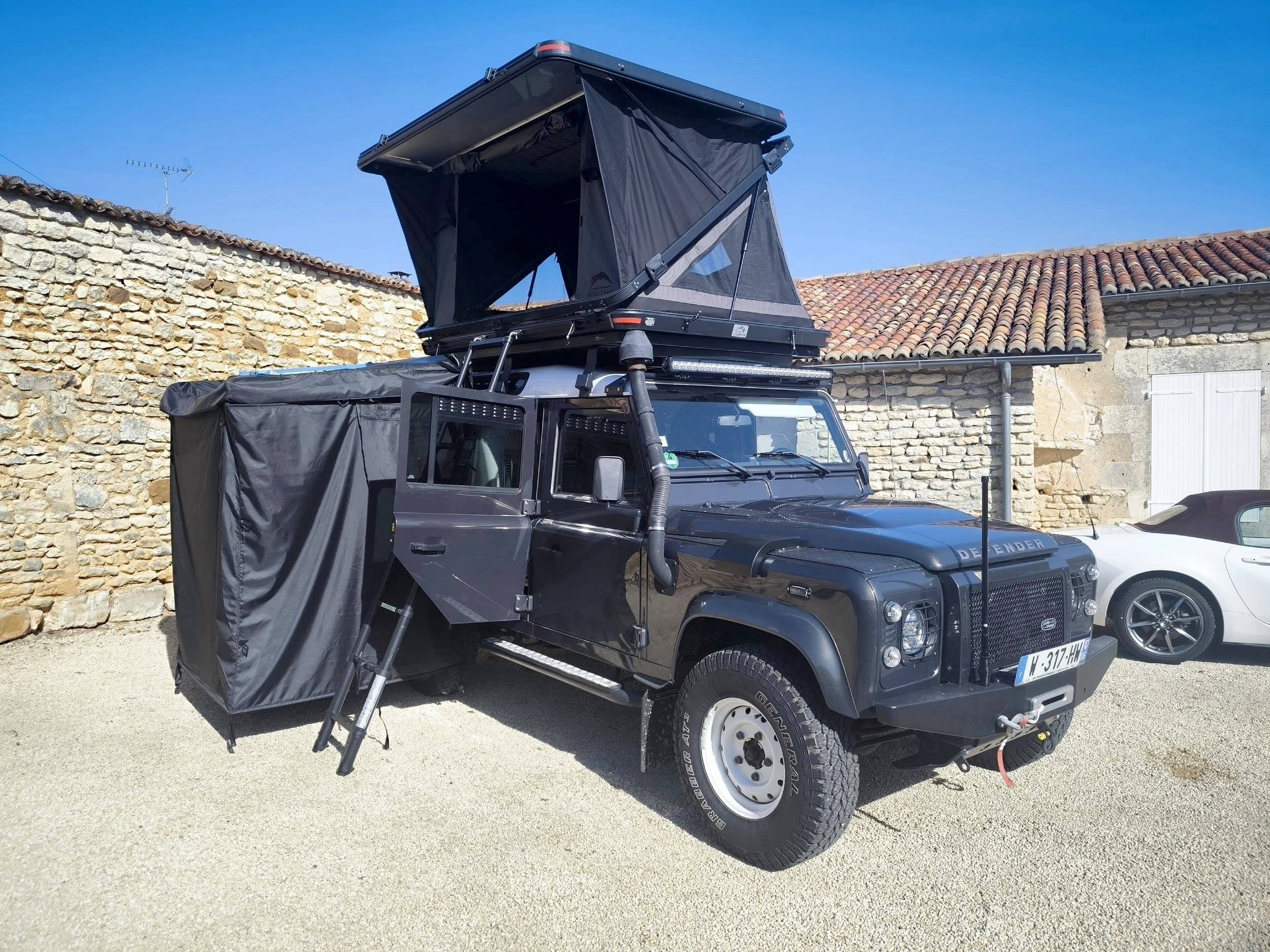 Camper Track Land Rover