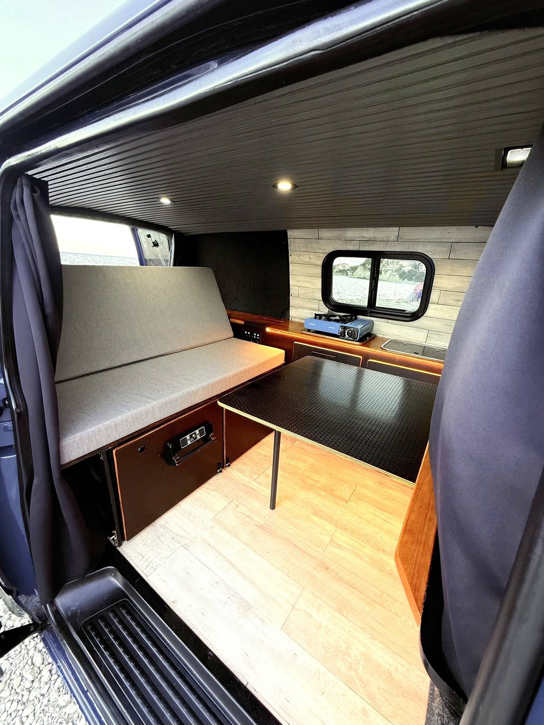 Volkswagen T5 Camper