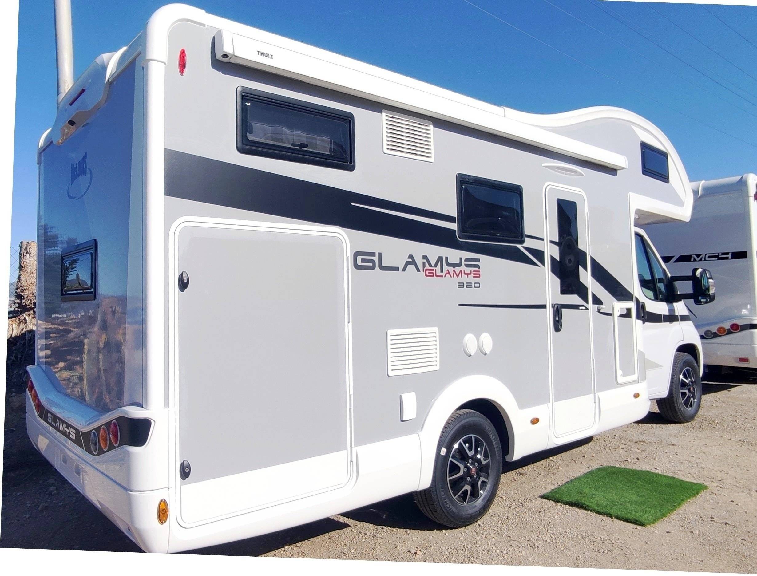 Mclouis McLouis Glamys